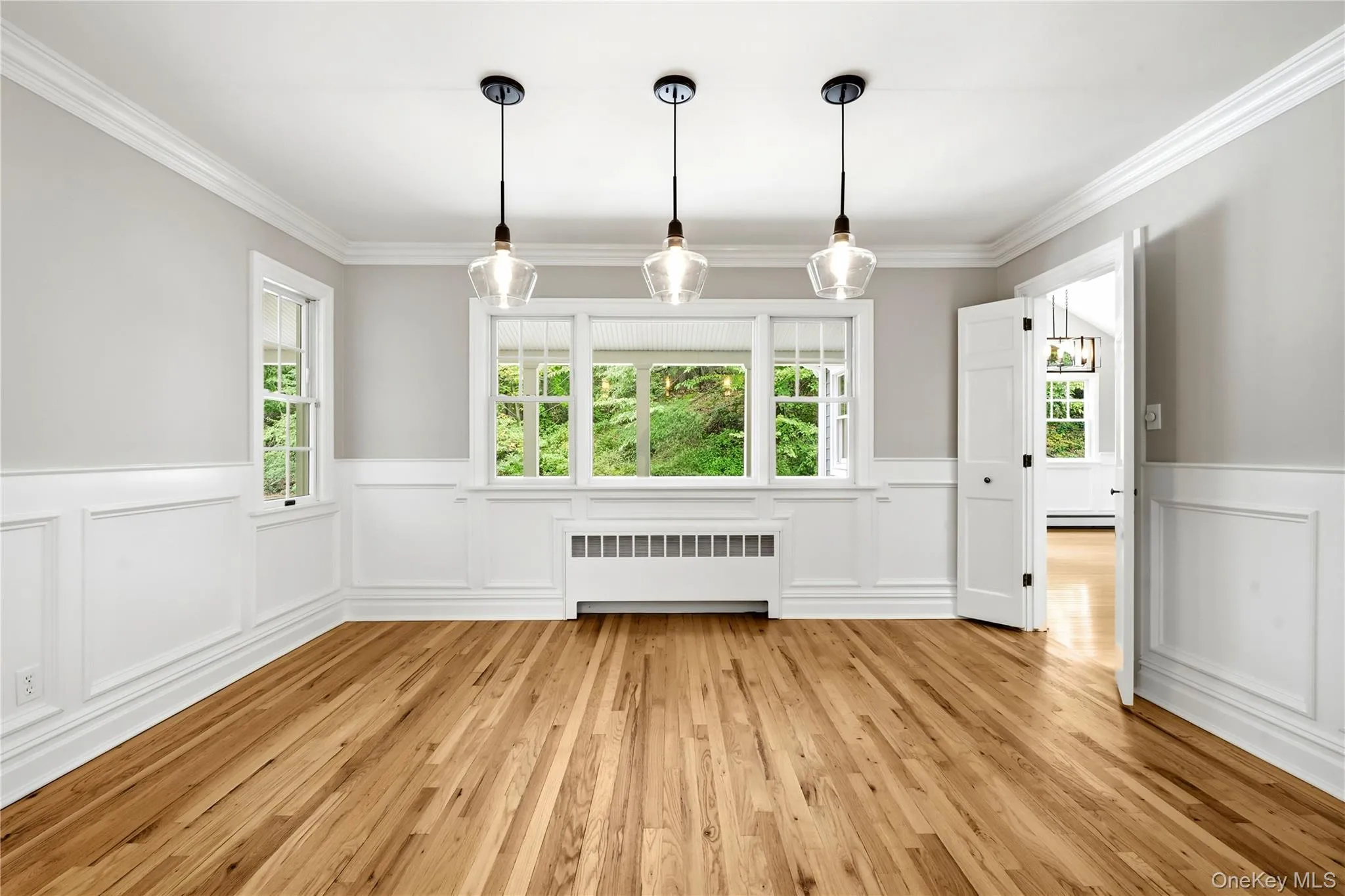 63 Bankside Drive, Huntington, NY, 4 Bedrooms Bedrooms, 8 Rooms Rooms,2 BathroomsBathrooms,Residential,For Rent,Bankside,0,1049594 63 Bankside Drive, Huntington, NY, 4 Bedrooms Bedrooms, 8 Rooms Rooms,2 BathroomsBathrooms,Residential,For Rent,Bankside,0,1049594