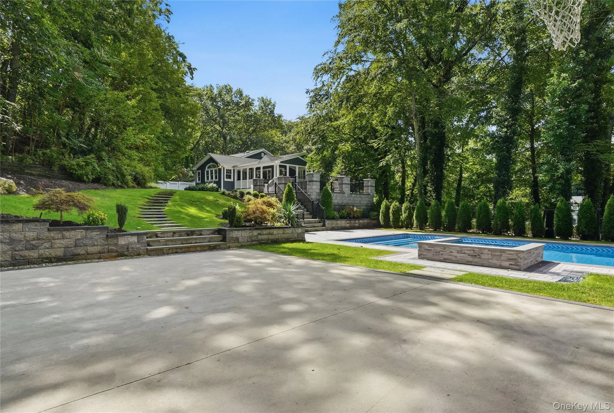 63 Bankside Drive, Huntington, NY, 4 Bedrooms Bedrooms, 8 Rooms Rooms,2 BathroomsBathrooms,Residential,For Rent,Bankside,0,1049594 63 Bankside Drive, Huntington, NY, 4 Bedrooms Bedrooms, 8 Rooms Rooms,2 BathroomsBathrooms,Residential,For Rent,Bankside,0,1049594