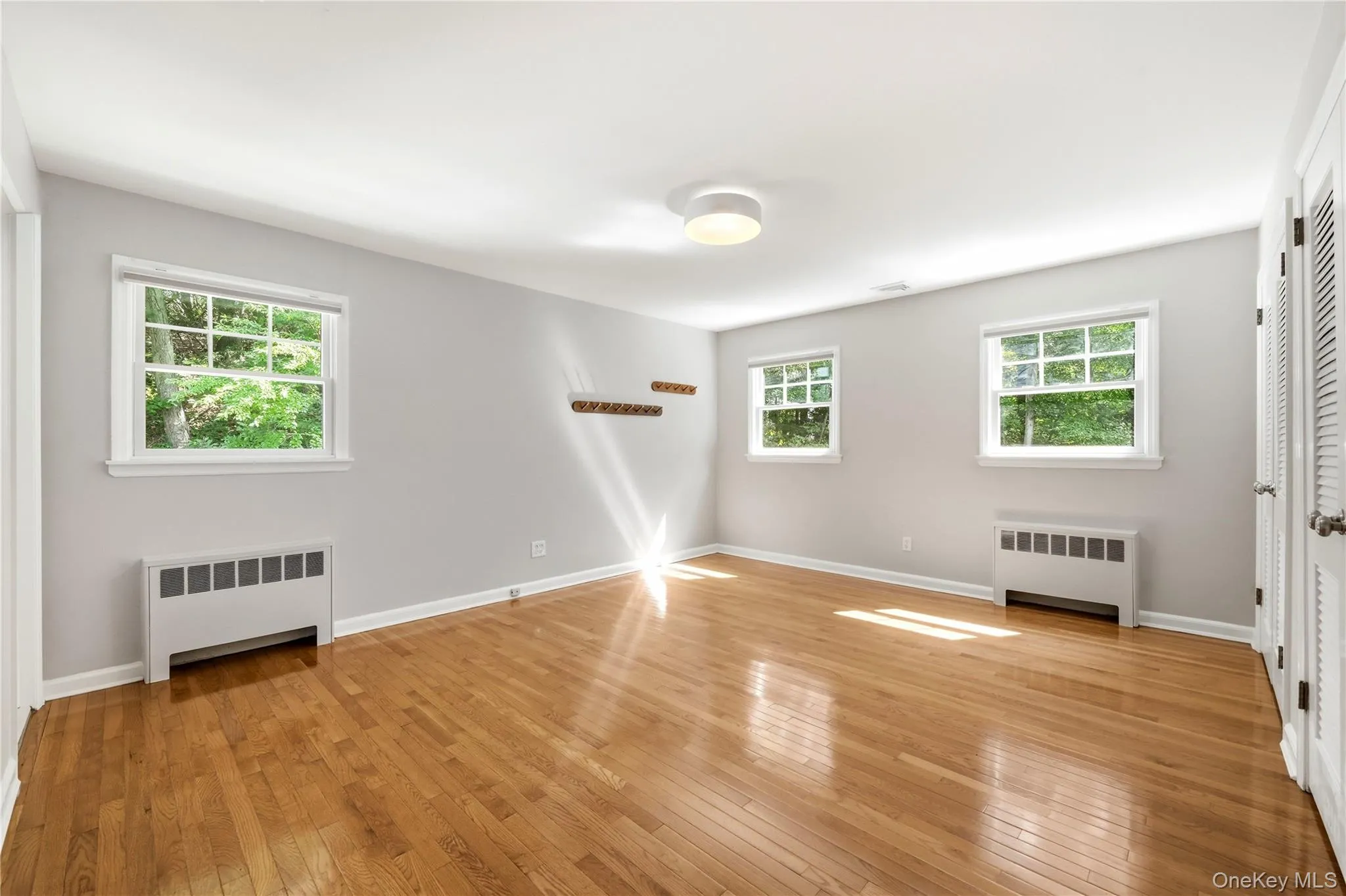 63 Bankside Drive, Huntington, NY, 4 Bedrooms Bedrooms, 8 Rooms Rooms,2 BathroomsBathrooms,Residential,For Rent,Bankside,0,1049594 63 Bankside Drive, Huntington, NY, 4 Bedrooms Bedrooms, 8 Rooms Rooms,2 BathroomsBathrooms,Residential,For Rent,Bankside,0,1049594