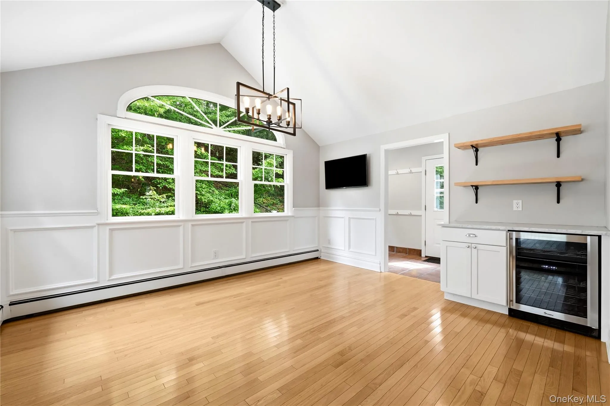 63 Bankside Drive, Huntington, NY, 4 Bedrooms Bedrooms, 8 Rooms Rooms,2 BathroomsBathrooms,Residential,For Rent,Bankside,0,1049594 63 Bankside Drive, Huntington, NY, 4 Bedrooms Bedrooms, 8 Rooms Rooms,2 BathroomsBathrooms,Residential,For Rent,Bankside,0,1049594