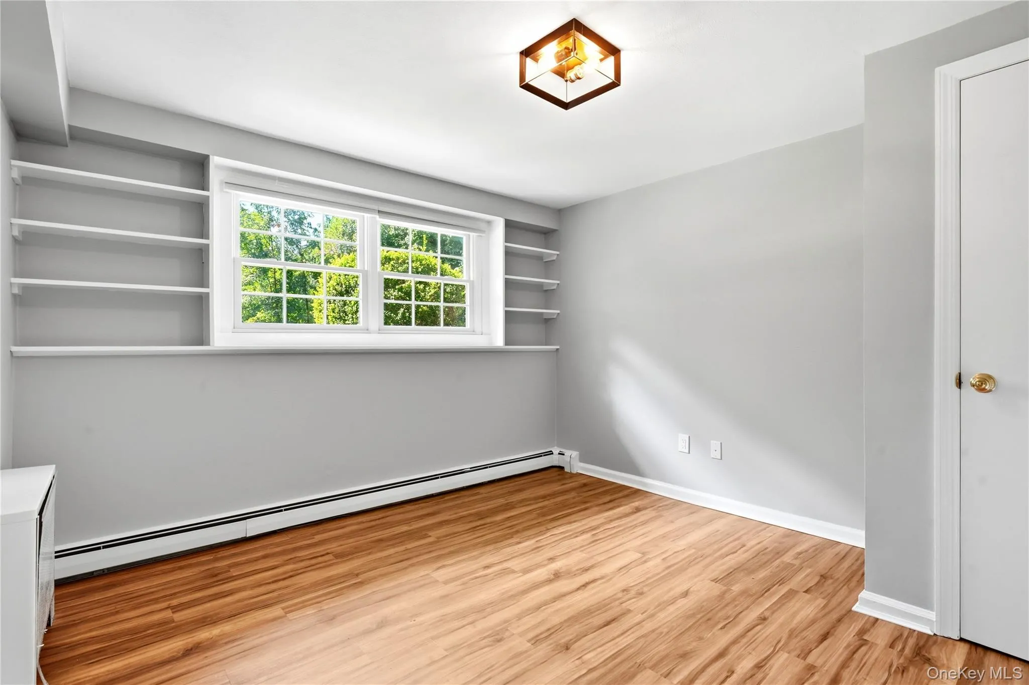 63 Bankside Drive, Huntington, NY, 4 Bedrooms Bedrooms, 8 Rooms Rooms,2 BathroomsBathrooms,Residential,For Rent,Bankside,0,1049594 63 Bankside Drive, Huntington, NY, 4 Bedrooms Bedrooms, 8 Rooms Rooms,2 BathroomsBathrooms,Residential,For Rent,Bankside,0,1049594