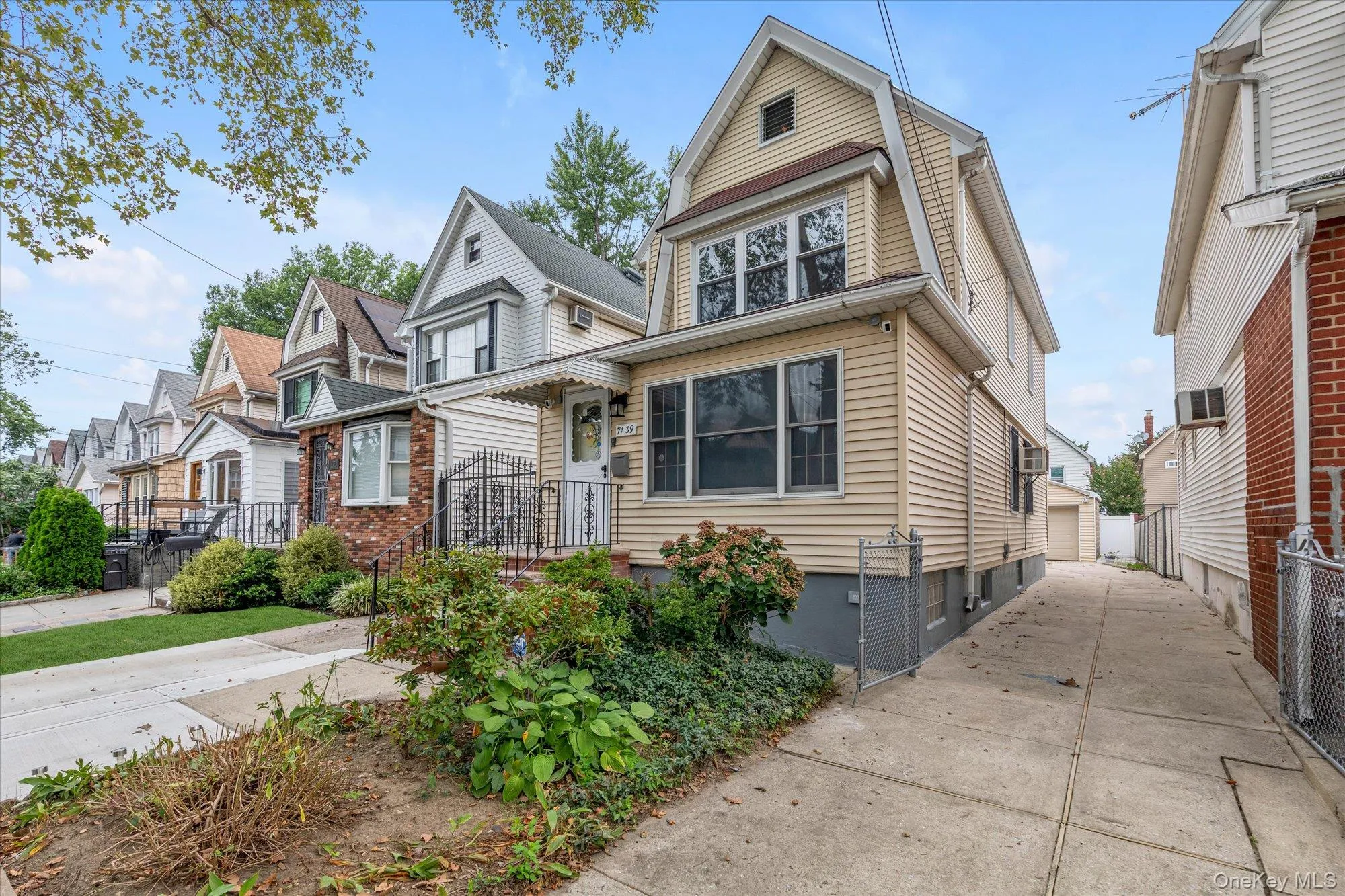 71-39 Nansen Street, New York, NY, 3 Bedrooms Bedrooms, 6 Rooms Rooms,1 BathroomBathrooms,Residential Lease,For Rent,Nansen,0,1049595 71-39 Nansen Street, New York, NY, 3 Bedrooms Bedrooms, 6 Rooms Rooms,1 BathroomBathrooms,Residential Lease,For Rent,Nansen,0,1049595