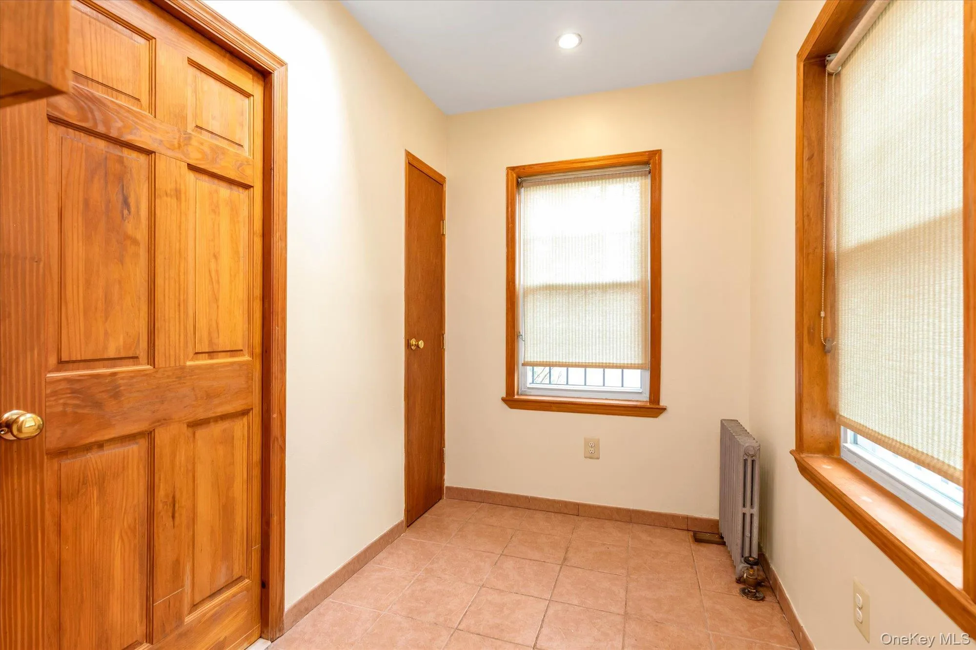 71-39 Nansen Street, New York, NY, 3 Bedrooms Bedrooms, 6 Rooms Rooms,1 BathroomBathrooms,Residential Lease,For Rent,Nansen,0,1049595 71-39 Nansen Street, New York, NY, 3 Bedrooms Bedrooms, 6 Rooms Rooms,1 BathroomBathrooms,Residential Lease,For Rent,Nansen,0,1049595