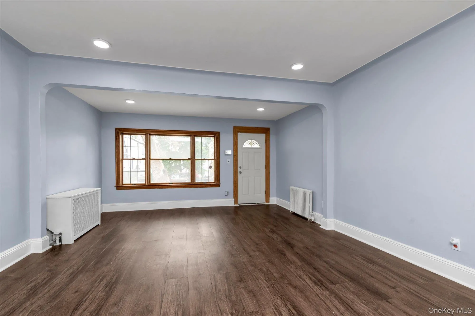 71-39 Nansen Street, New York, NY, 3 Bedrooms Bedrooms, 6 Rooms Rooms,1 BathroomBathrooms,Residential Lease,For Rent,Nansen,0,1049595 71-39 Nansen Street, New York, NY, 3 Bedrooms Bedrooms, 6 Rooms Rooms,1 BathroomBathrooms,Residential Lease,For Rent,Nansen,0,1049595