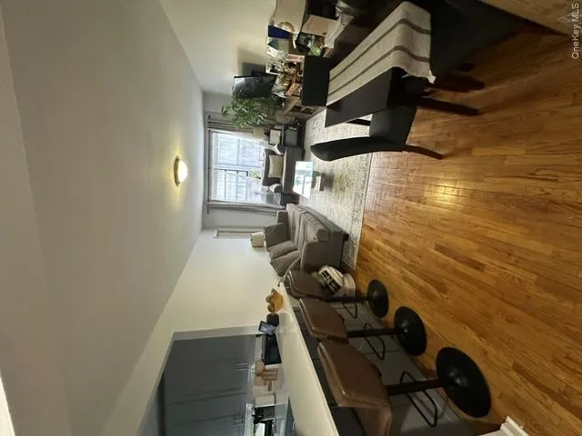 131-11 Kew Gardens Road, New York, NY, 2 Bedrooms Bedrooms, 4 Rooms Rooms,1 BathroomBathrooms,Residential Lease,For Rent,Kew Gardens,0,1049597 131-11 Kew Gardens Road, New York, NY, 2 Bedrooms Bedrooms, 4 Rooms Rooms,1 BathroomBathrooms,Residential Lease,For Rent,Kew Gardens,0,1049597