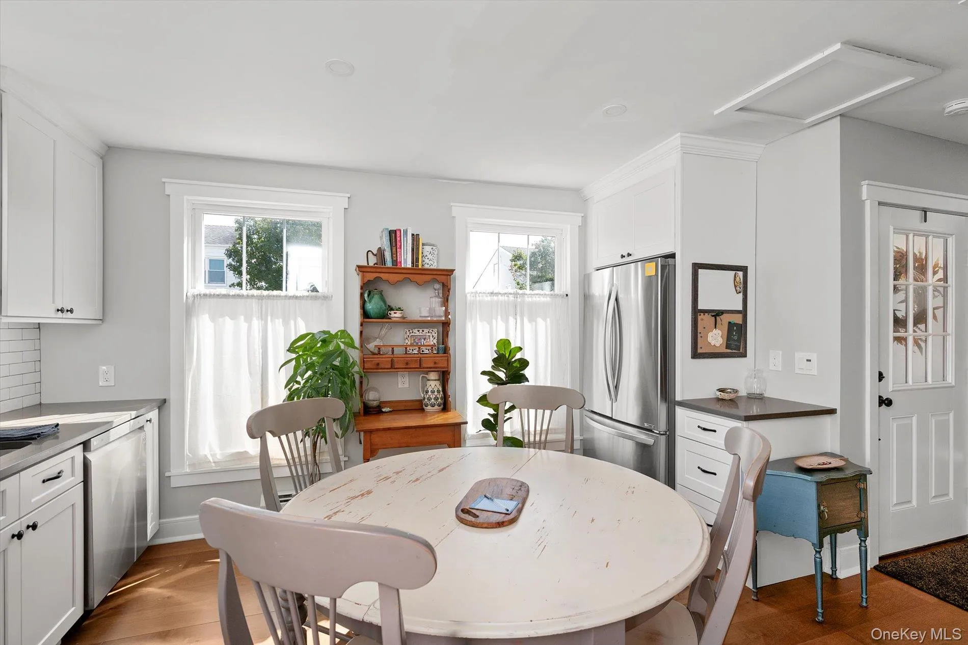 29 Barnes Street, Long Beach, NY, 3 Bedrooms Bedrooms, 7 Rooms Rooms,2 BathroomsBathrooms,Residential,For Rent,Barnes,0,1049601 29 Barnes Street, Long Beach, NY, 3 Bedrooms Bedrooms, 7 Rooms Rooms,2 BathroomsBathrooms,Residential,For Rent,Barnes,0,1049601