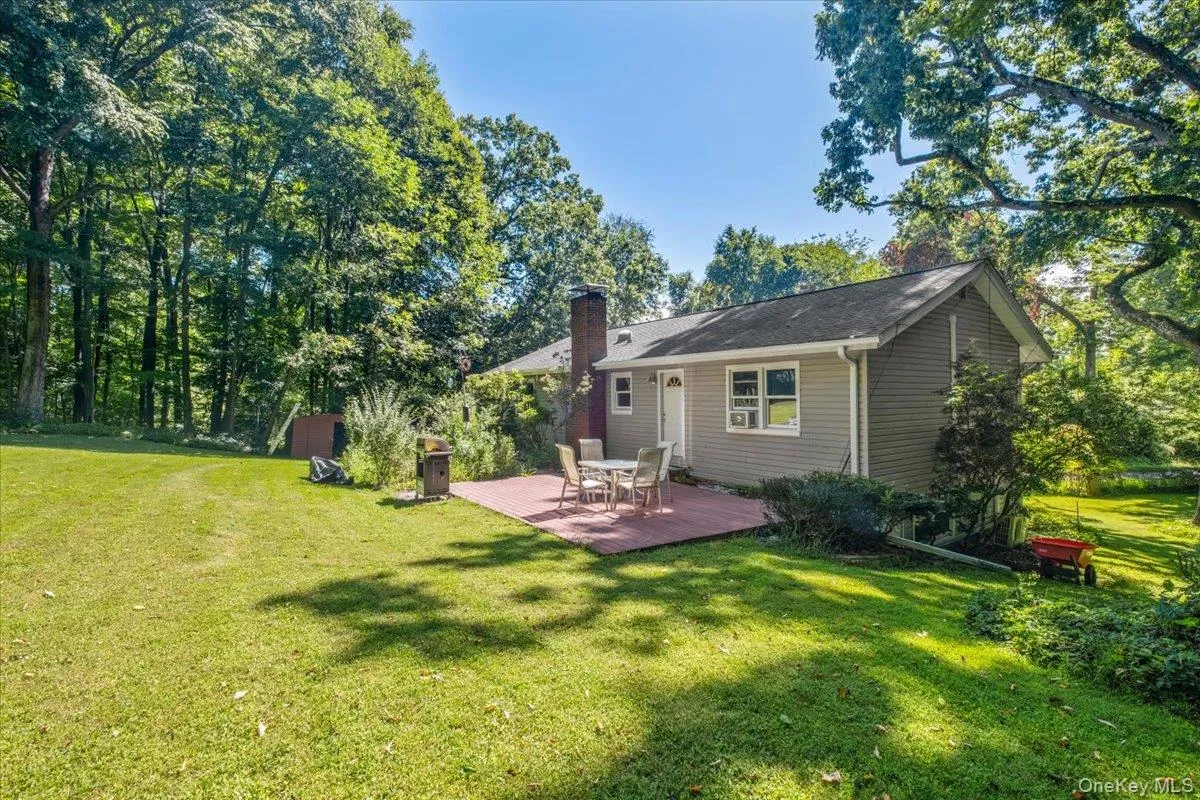 24 Willow Place, Cortlandt, NY, 3 Bedrooms Bedrooms, 7 Rooms Rooms,2 BathroomsBathrooms,Residential,For Rent,Willow,0,1049603 24 Willow Place, Cortlandt, NY, 3 Bedrooms Bedrooms, 7 Rooms Rooms,2 BathroomsBathrooms,Residential,For Rent,Willow,0,1049603