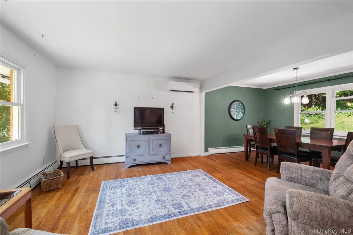 24 Willow Place, Cortlandt, NY, 3 Bedrooms Bedrooms, 7 Rooms Rooms,2 BathroomsBathrooms,Residential,For Rent,Willow,0,1049603 24 Willow Place, Cortlandt, NY, 3 Bedrooms Bedrooms, 7 Rooms Rooms,2 BathroomsBathrooms,Residential,For Rent,Willow,0,1049603