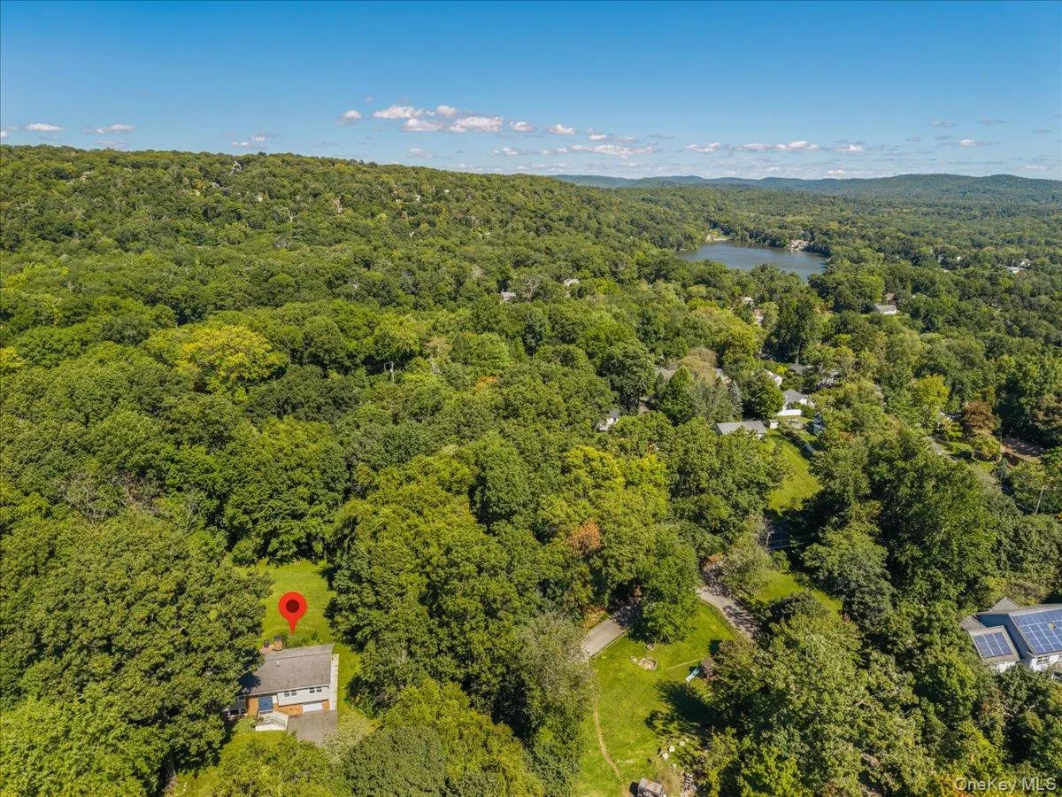 24 Willow Place, Cortlandt, NY, 3 Bedrooms Bedrooms, 7 Rooms Rooms,2 BathroomsBathrooms,Residential,For Rent,Willow,0,1049603 24 Willow Place, Cortlandt, NY, 3 Bedrooms Bedrooms, 7 Rooms Rooms,2 BathroomsBathrooms,Residential,For Rent,Willow,0,1049603