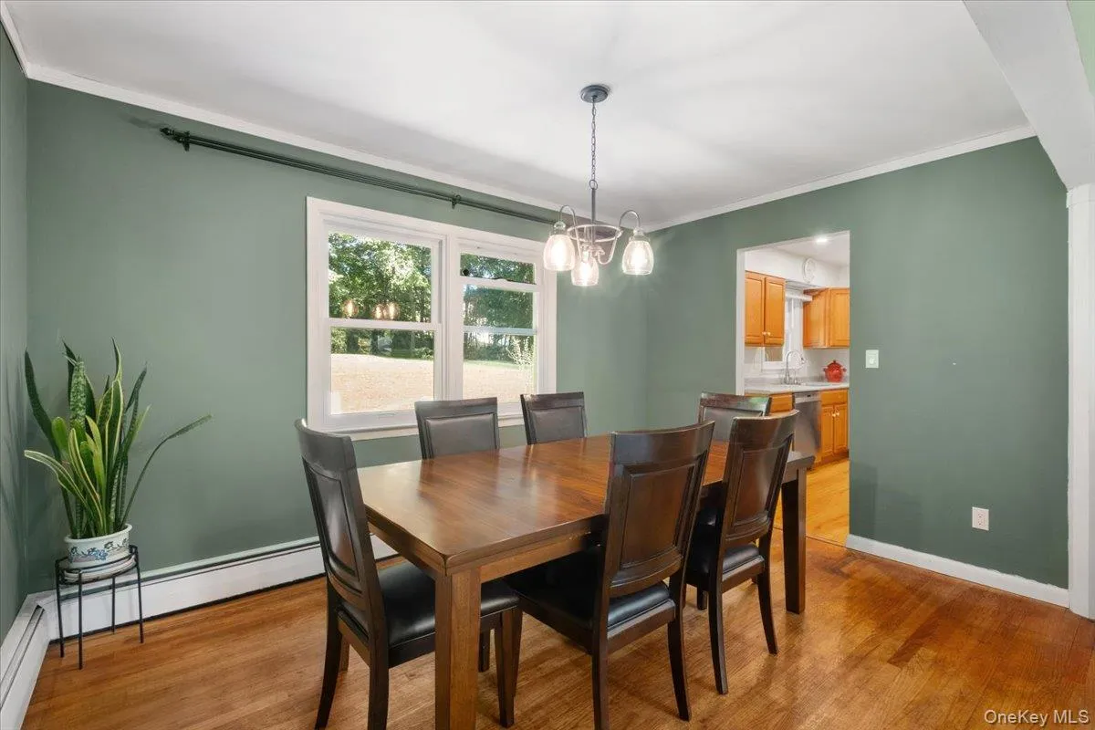 24 Willow Place, Cortlandt, NY, 3 Bedrooms Bedrooms, 7 Rooms Rooms,2 BathroomsBathrooms,Residential,For Rent,Willow,0,1049603 24 Willow Place, Cortlandt, NY, 3 Bedrooms Bedrooms, 7 Rooms Rooms,2 BathroomsBathrooms,Residential,For Rent,Willow,0,1049603