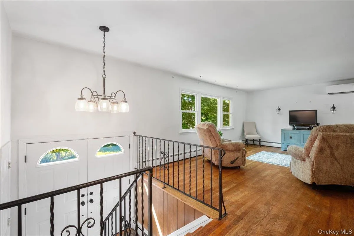 24 Willow Place, Cortlandt, NY, 3 Bedrooms Bedrooms, 7 Rooms Rooms,2 BathroomsBathrooms,Residential,For Rent,Willow,0,1049603 24 Willow Place, Cortlandt, NY, 3 Bedrooms Bedrooms, 7 Rooms Rooms,2 BathroomsBathrooms,Residential,For Rent,Willow,0,1049603