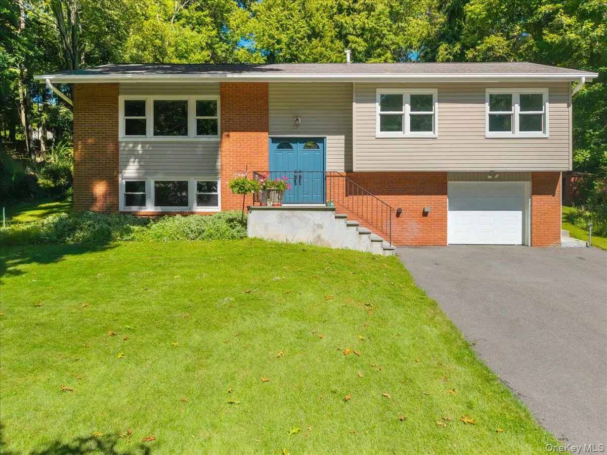 24 Willow Place, Cortlandt, NY, 3 Bedrooms Bedrooms, 7 Rooms Rooms,2 BathroomsBathrooms,Residential,For Rent,Willow,0,1049603 24 Willow Place, Cortlandt, NY, 3 Bedrooms Bedrooms, 7 Rooms Rooms,2 BathroomsBathrooms,Residential,For Rent,Willow,0,1049603
