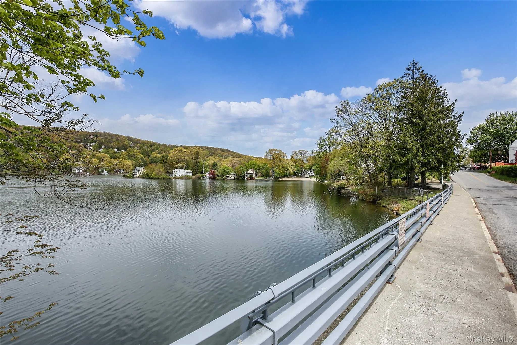 24 Willow Place, Cortlandt, NY, 3 Bedrooms Bedrooms, 7 Rooms Rooms,2 BathroomsBathrooms,Residential,For Rent,Willow,0,1049603 24 Willow Place, Cortlandt, NY, 3 Bedrooms Bedrooms, 7 Rooms Rooms,2 BathroomsBathrooms,Residential,For Rent,Willow,0,1049603