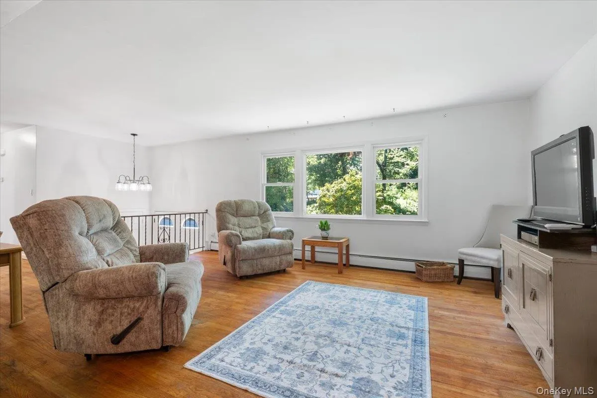24 Willow Place, Cortlandt, NY, 3 Bedrooms Bedrooms, 7 Rooms Rooms,2 BathroomsBathrooms,Residential,For Rent,Willow,0,1049603 24 Willow Place, Cortlandt, NY, 3 Bedrooms Bedrooms, 7 Rooms Rooms,2 BathroomsBathrooms,Residential,For Rent,Willow,0,1049603