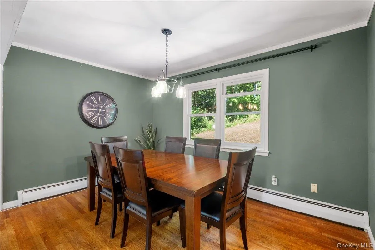 24 Willow Place, Cortlandt, NY, 3 Bedrooms Bedrooms, 7 Rooms Rooms,2 BathroomsBathrooms,Residential,For Rent,Willow,0,1049603 24 Willow Place, Cortlandt, NY, 3 Bedrooms Bedrooms, 7 Rooms Rooms,2 BathroomsBathrooms,Residential,For Rent,Willow,0,1049603