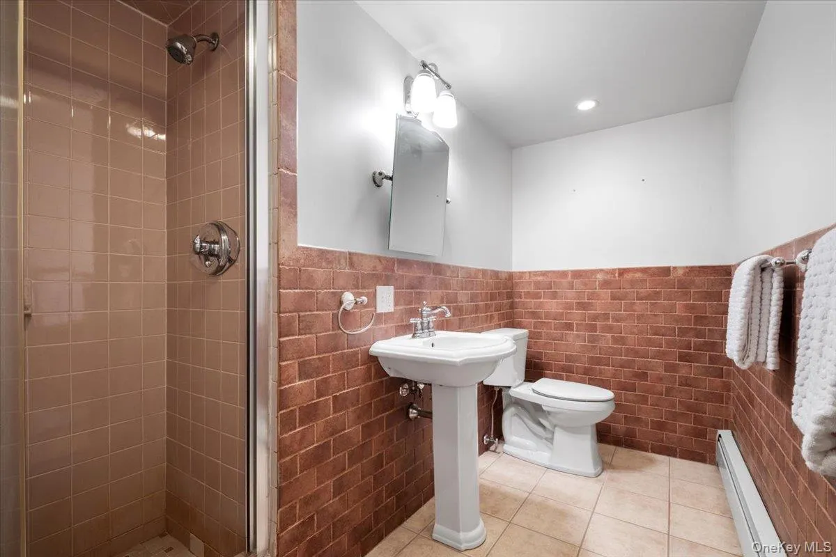 24 Willow Place, Cortlandt, NY, 3 Bedrooms Bedrooms, 7 Rooms Rooms,2 BathroomsBathrooms,Residential,For Rent,Willow,0,1049603 24 Willow Place, Cortlandt, NY, 3 Bedrooms Bedrooms, 7 Rooms Rooms,2 BathroomsBathrooms,Residential,For Rent,Willow,0,1049603