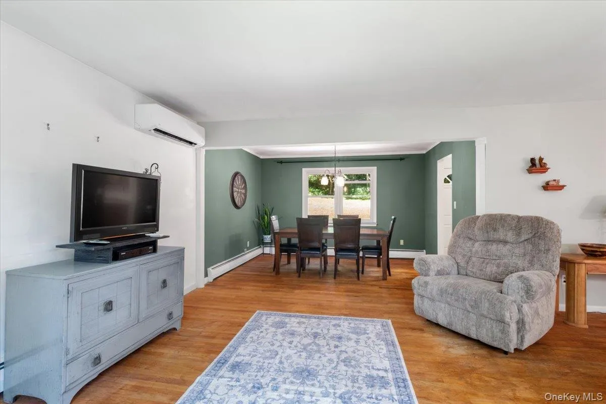 24 Willow Place, Cortlandt, NY, 3 Bedrooms Bedrooms, 7 Rooms Rooms,2 BathroomsBathrooms,Residential,For Rent,Willow,0,1049603 24 Willow Place, Cortlandt, NY, 3 Bedrooms Bedrooms, 7 Rooms Rooms,2 BathroomsBathrooms,Residential,For Rent,Willow,0,1049603