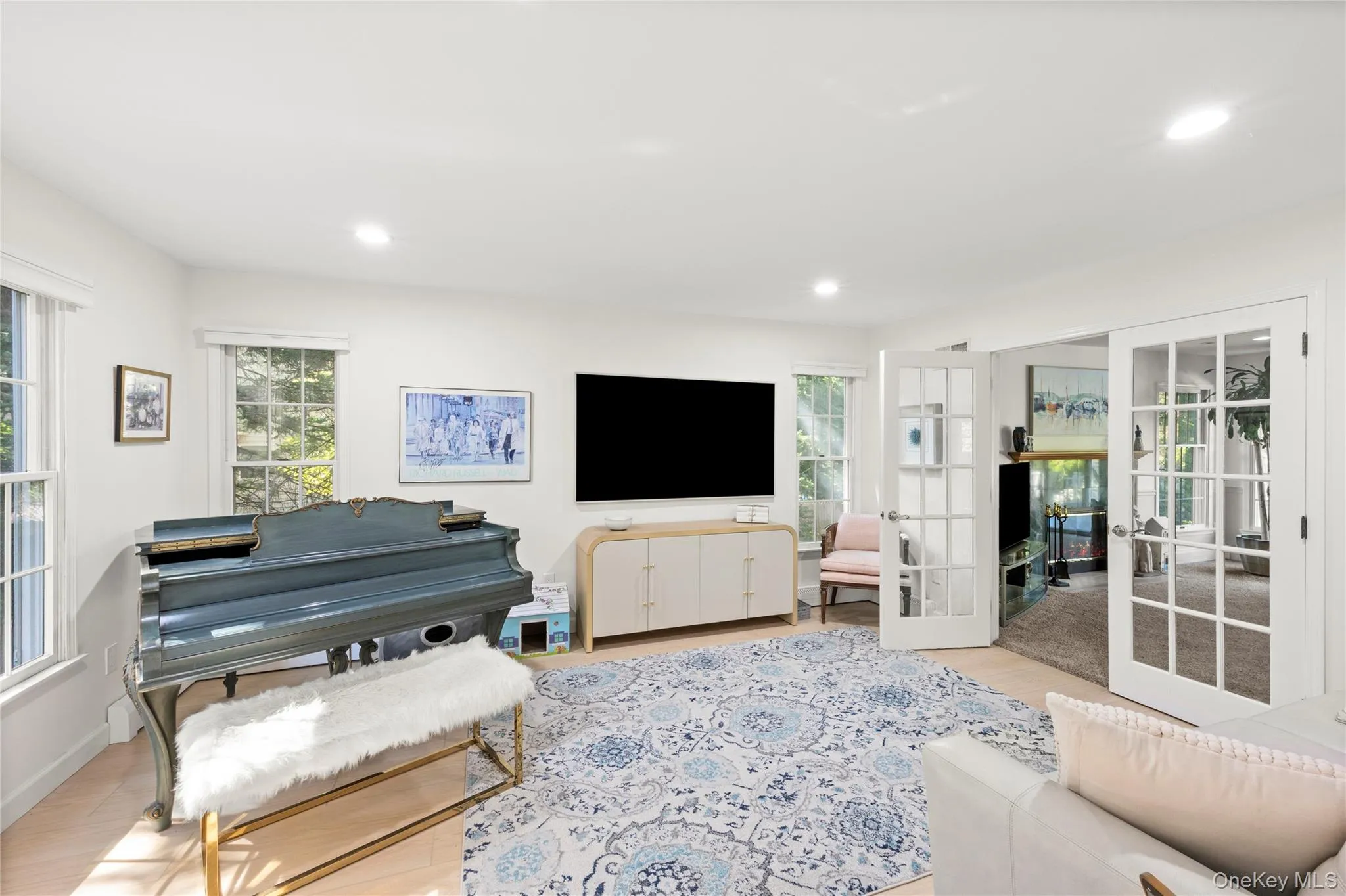 7 Holly Lane, Brookhaven, NY, 4 Bedrooms Bedrooms, 9 Rooms Rooms,3 BathroomsBathrooms,Residential,For Rent,Holly,0,1049606 7 Holly Lane, Brookhaven, NY, 4 Bedrooms Bedrooms, 9 Rooms Rooms,3 BathroomsBathrooms,Residential,For Rent,Holly,0,1049606