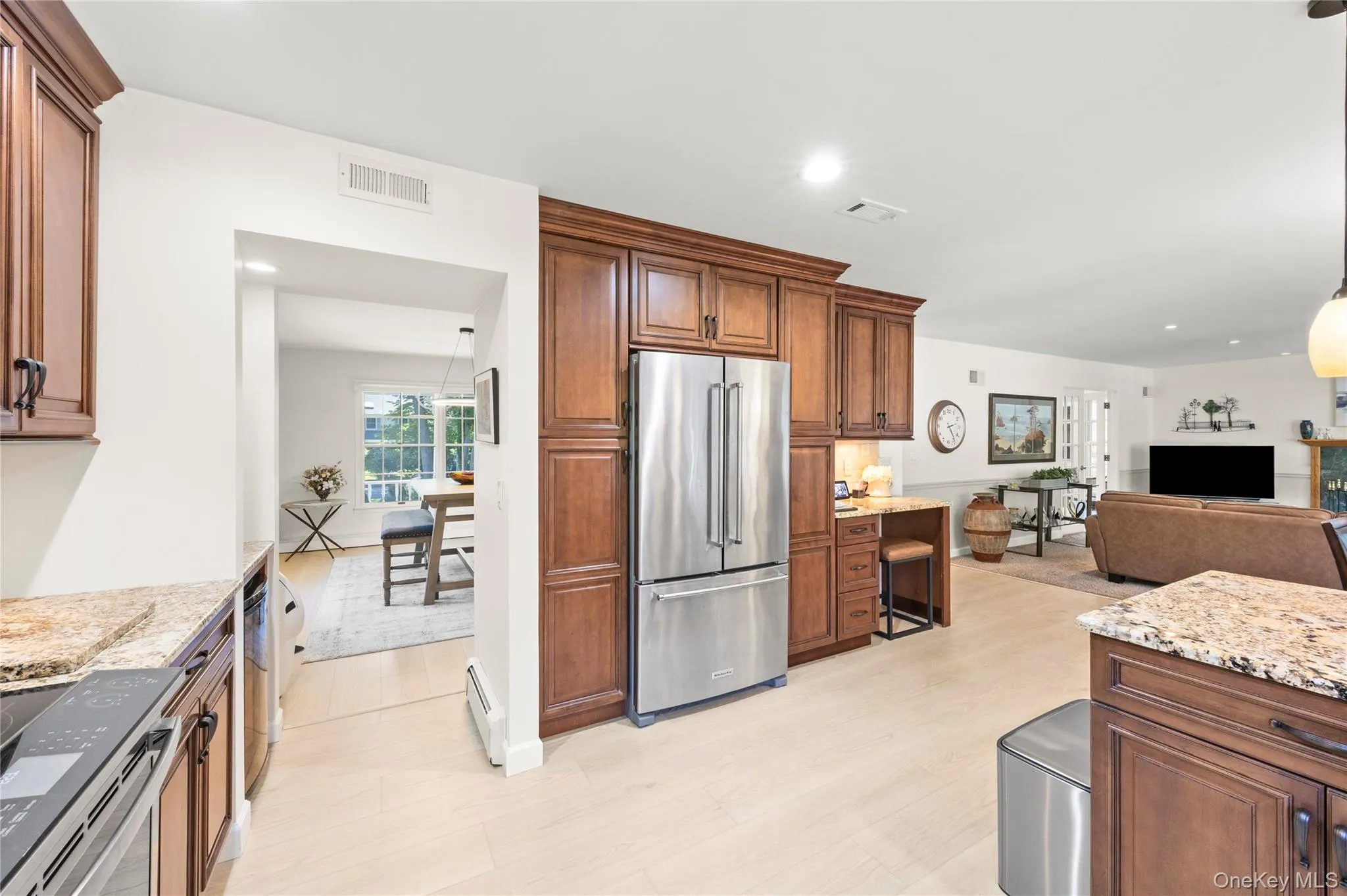 7 Holly Lane, Brookhaven, NY, 4 Bedrooms Bedrooms, 9 Rooms Rooms,3 BathroomsBathrooms,Residential,For Rent,Holly,0,1049606 7 Holly Lane, Brookhaven, NY, 4 Bedrooms Bedrooms, 9 Rooms Rooms,3 BathroomsBathrooms,Residential,For Rent,Holly,0,1049606