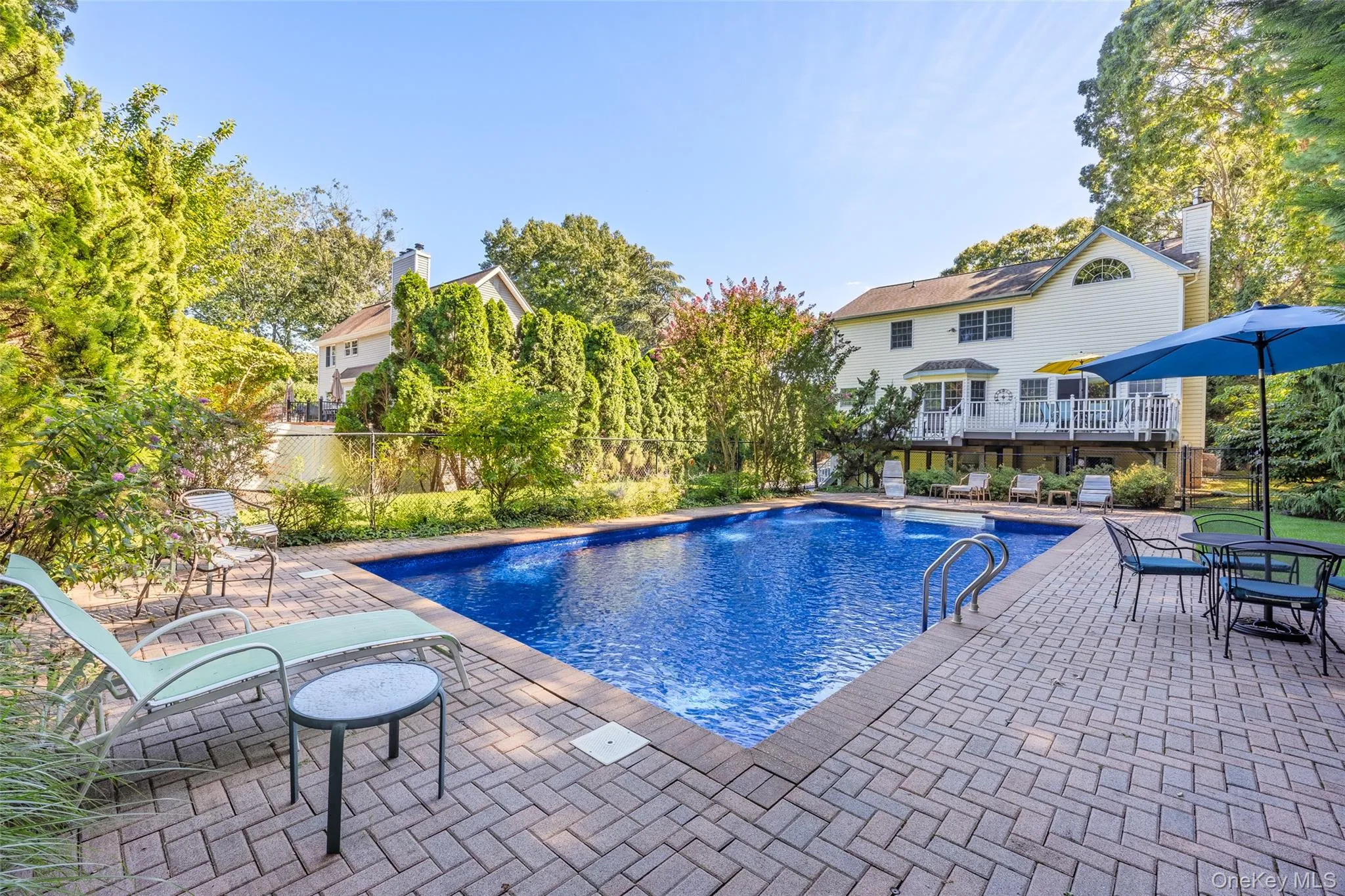 7 Holly Lane, Brookhaven, NY, 4 Bedrooms Bedrooms, 9 Rooms Rooms,3 BathroomsBathrooms,Residential,For Rent,Holly,0,1049606 7 Holly Lane, Brookhaven, NY, 4 Bedrooms Bedrooms, 9 Rooms Rooms,3 BathroomsBathrooms,Residential,For Rent,Holly,0,1049606