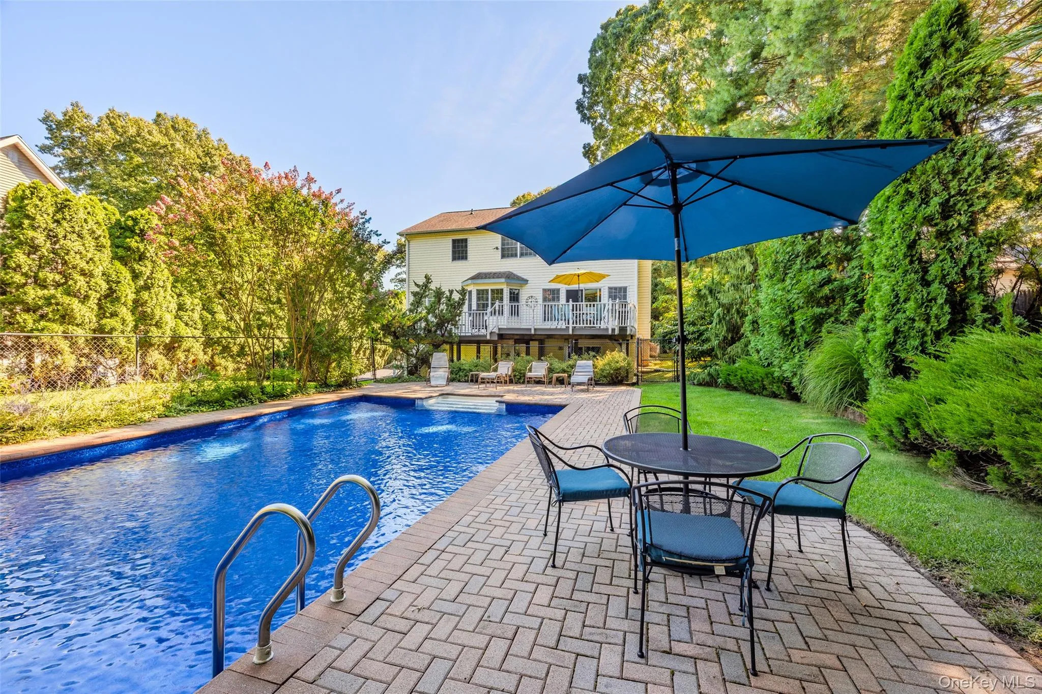 7 Holly Lane, Brookhaven, NY, 4 Bedrooms Bedrooms, 9 Rooms Rooms,3 BathroomsBathrooms,Residential,For Rent,Holly,0,1049606 7 Holly Lane, Brookhaven, NY, 4 Bedrooms Bedrooms, 9 Rooms Rooms,3 BathroomsBathrooms,Residential,For Rent,Holly,0,1049606