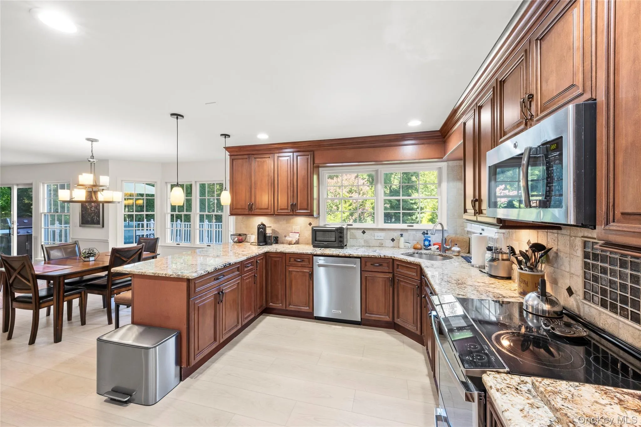 7 Holly Lane, Brookhaven, NY, 4 Bedrooms Bedrooms, 9 Rooms Rooms,3 BathroomsBathrooms,Residential,For Rent,Holly,0,1049606 7 Holly Lane, Brookhaven, NY, 4 Bedrooms Bedrooms, 9 Rooms Rooms,3 BathroomsBathrooms,Residential,For Rent,Holly,0,1049606
