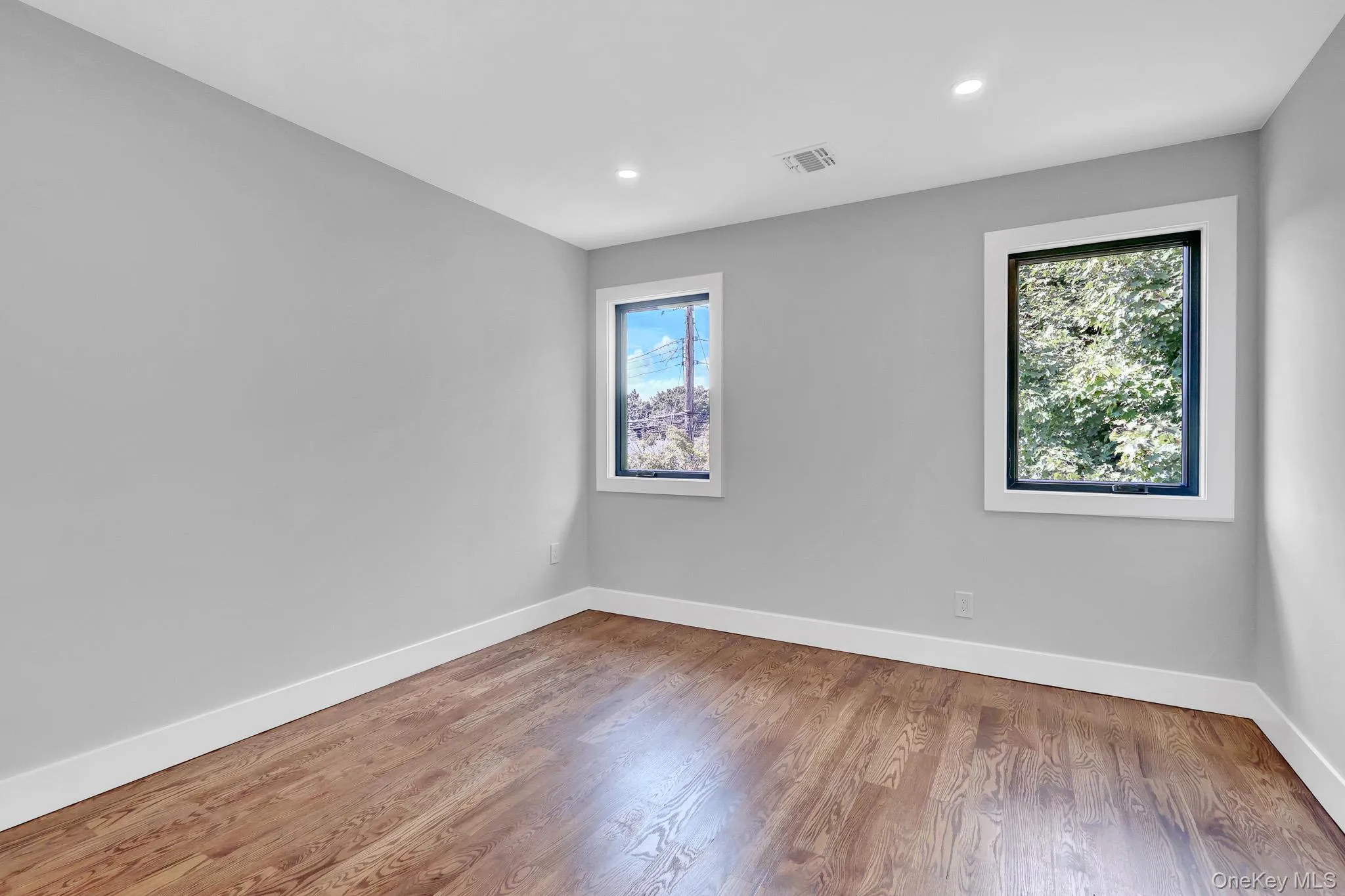 1370 Noel Court, Hempstead, NY, 5 Bedrooms Bedrooms, 11 Rooms Rooms,3 BathroomsBathrooms,Residential,For Rent,Noel,0,1049610 1370 Noel Court, Hempstead, NY, 5 Bedrooms Bedrooms, 11 Rooms Rooms,3 BathroomsBathrooms,Residential,For Rent,Noel,0,1049610