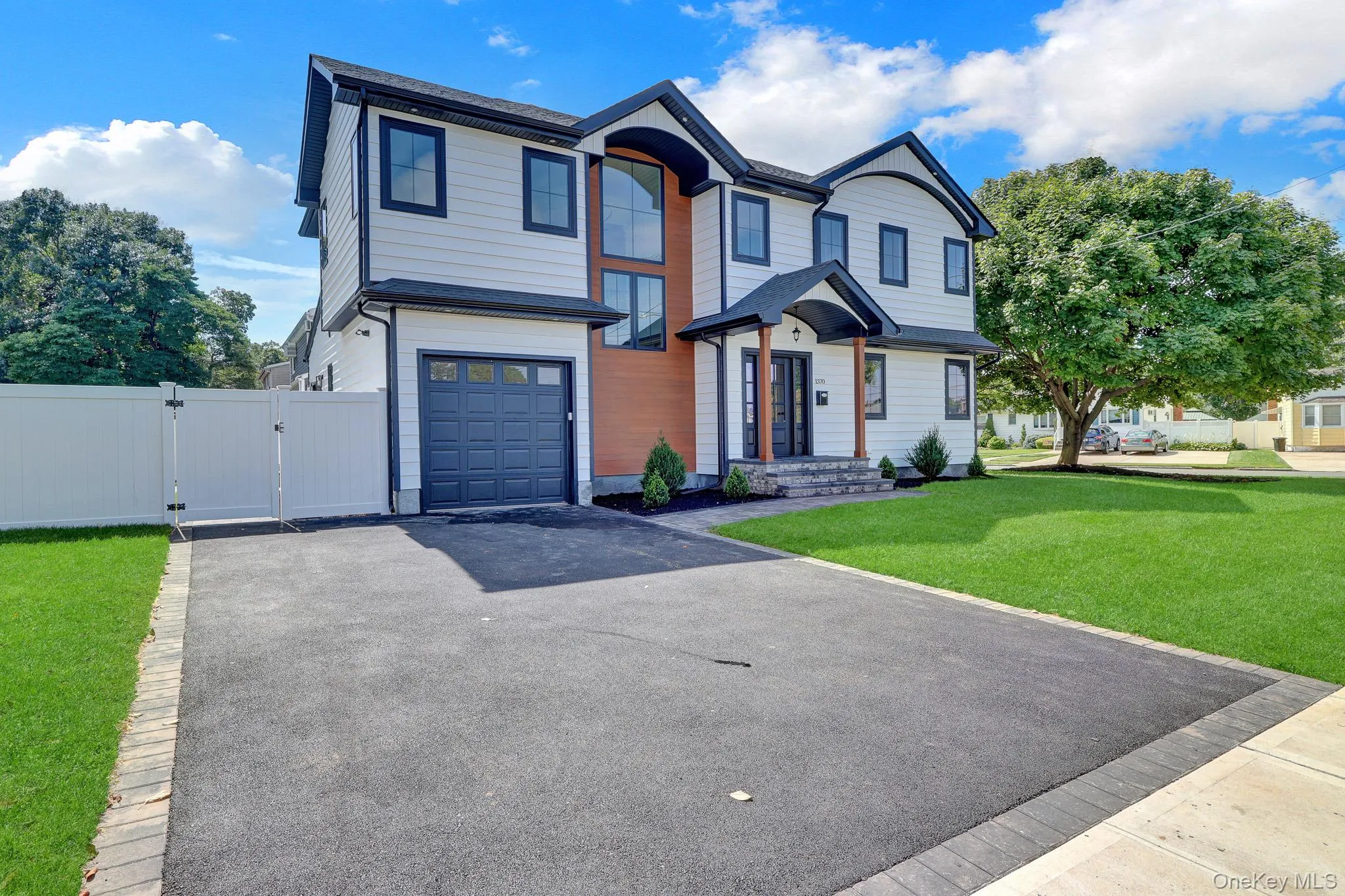 1370 Noel Court, Hempstead, NY, 5 Bedrooms Bedrooms, 11 Rooms Rooms,3 BathroomsBathrooms,Residential,For Rent,Noel,0,1049610 1370 Noel Court, Hempstead, NY, 5 Bedrooms Bedrooms, 11 Rooms Rooms,3 BathroomsBathrooms,Residential,For Rent,Noel,0,1049610