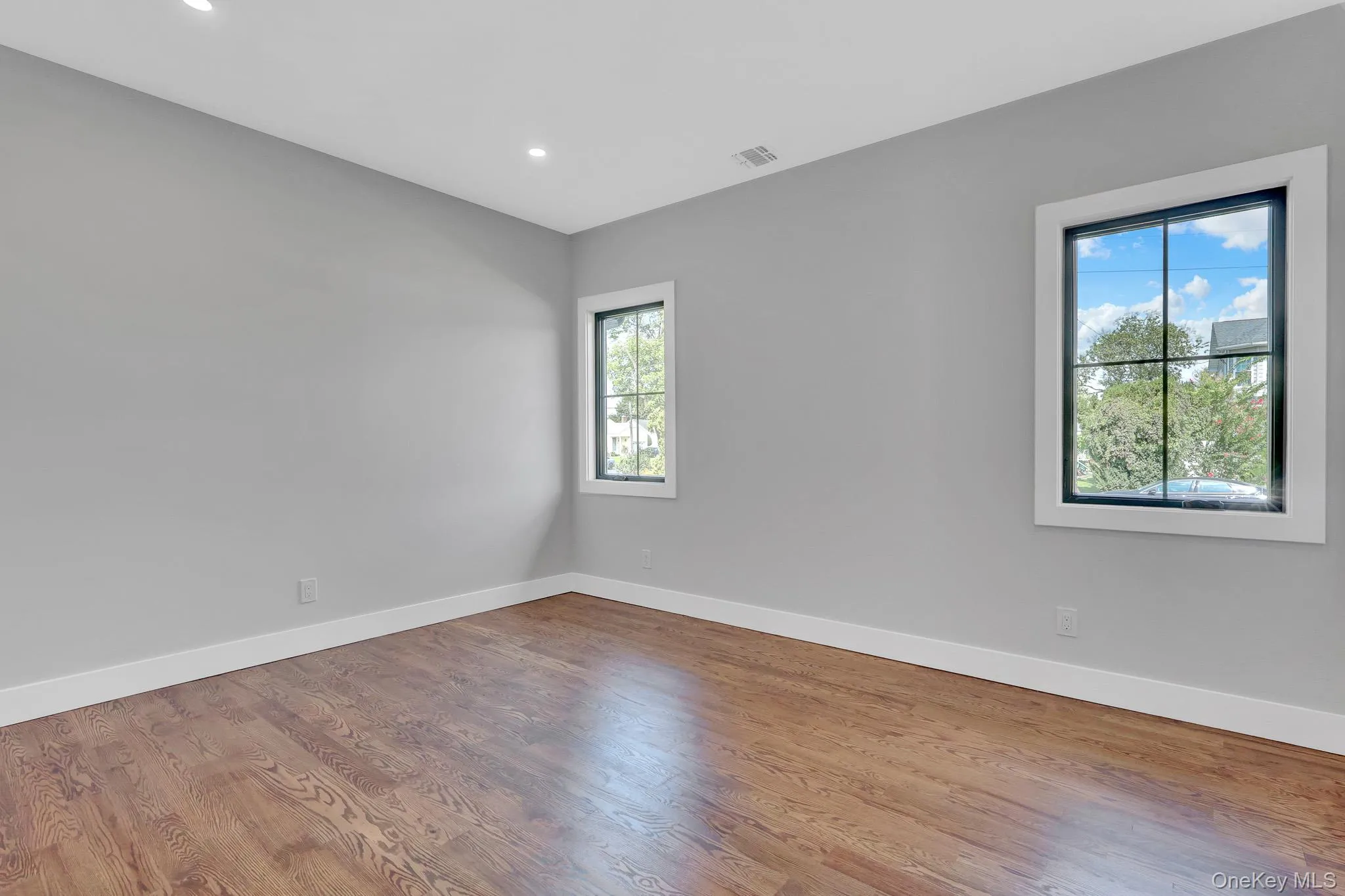 1370 Noel Court, Hempstead, NY, 5 Bedrooms Bedrooms, 11 Rooms Rooms,3 BathroomsBathrooms,Residential,For Rent,Noel,0,1049610 1370 Noel Court, Hempstead, NY, 5 Bedrooms Bedrooms, 11 Rooms Rooms,3 BathroomsBathrooms,Residential,For Rent,Noel,0,1049610