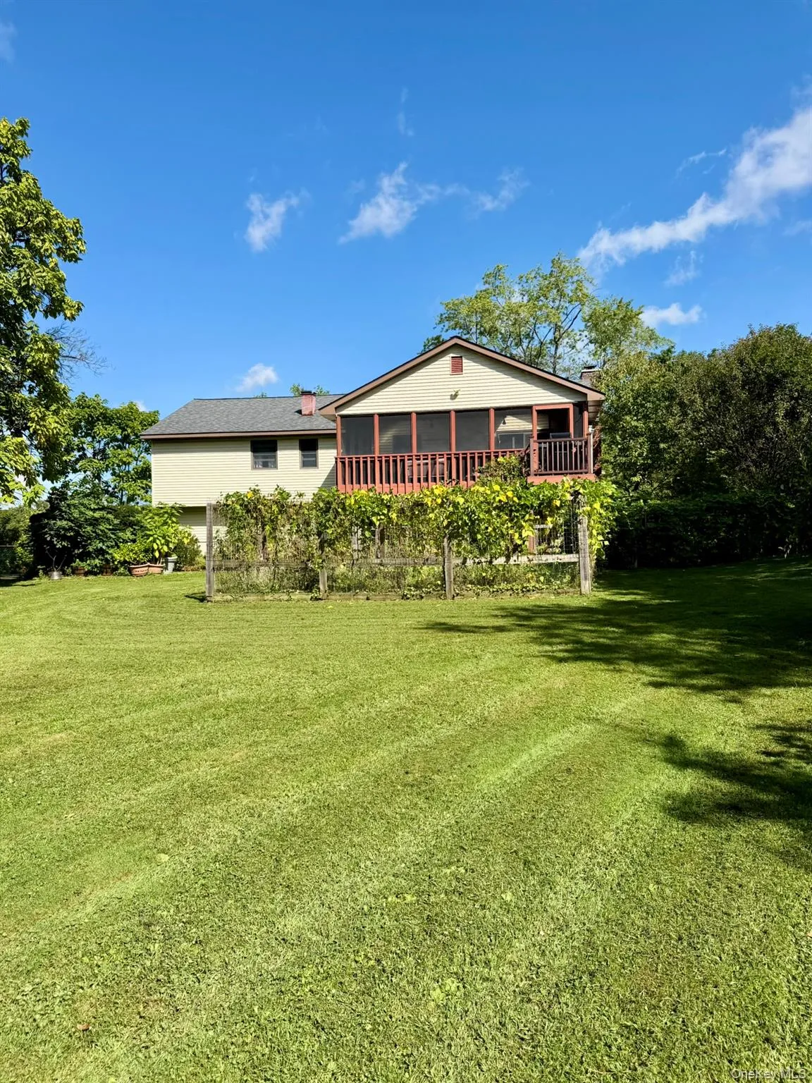 15 Trenton Road, Fishkill, NY, 3 Bedrooms Bedrooms, 11 Rooms Rooms,3 BathroomsBathrooms,Residential,For Rent,Trenton,0,1049611 15 Trenton Road, Fishkill, NY, 3 Bedrooms Bedrooms, 11 Rooms Rooms,3 BathroomsBathrooms,Residential,For Rent,Trenton,0,1049611