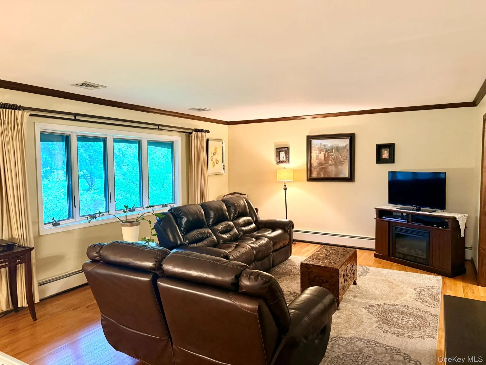15 Trenton Road, Fishkill, NY, 3 Bedrooms Bedrooms, 11 Rooms Rooms,3 BathroomsBathrooms,Residential,For Rent,Trenton,0,1049611 15 Trenton Road, Fishkill, NY, 3 Bedrooms Bedrooms, 11 Rooms Rooms,3 BathroomsBathrooms,Residential,For Rent,Trenton,0,1049611