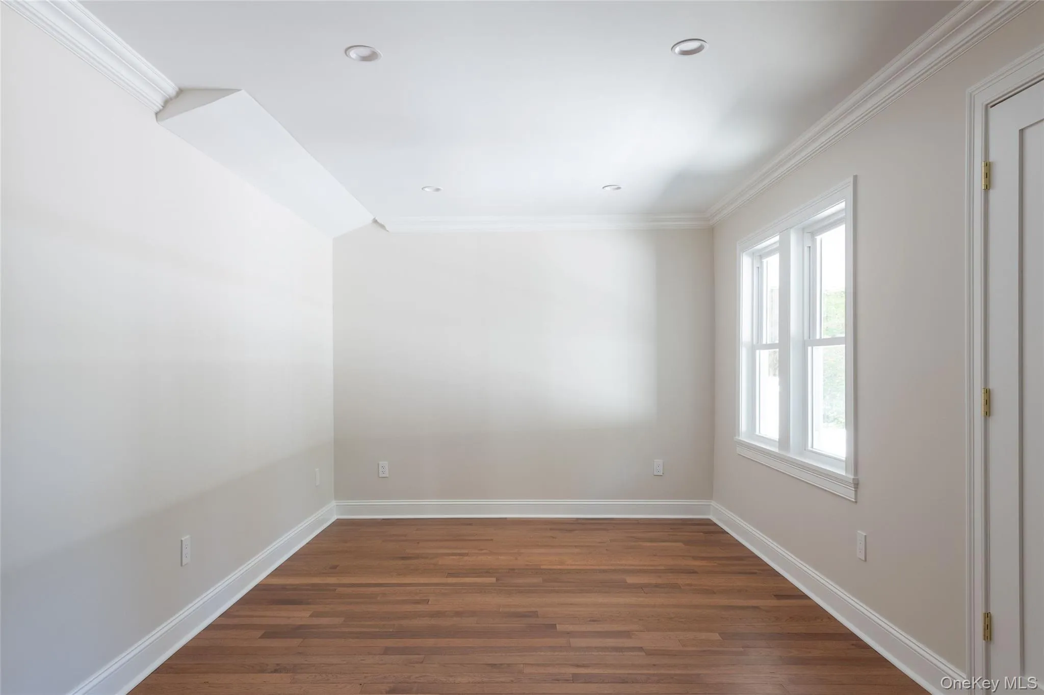 2nd Bedroom 2nd Bedroom