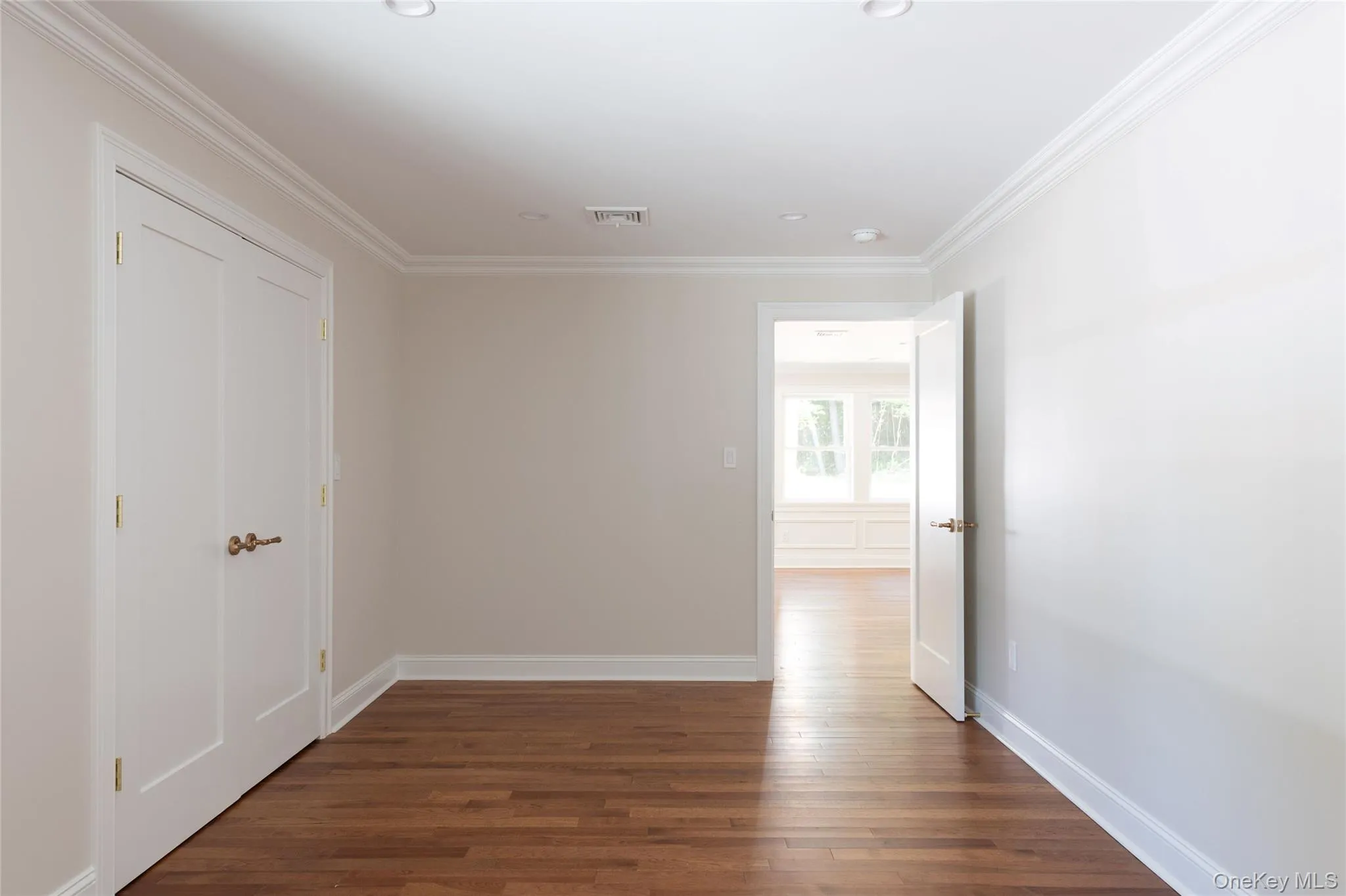 2nd Bedroom 2nd Bedroom