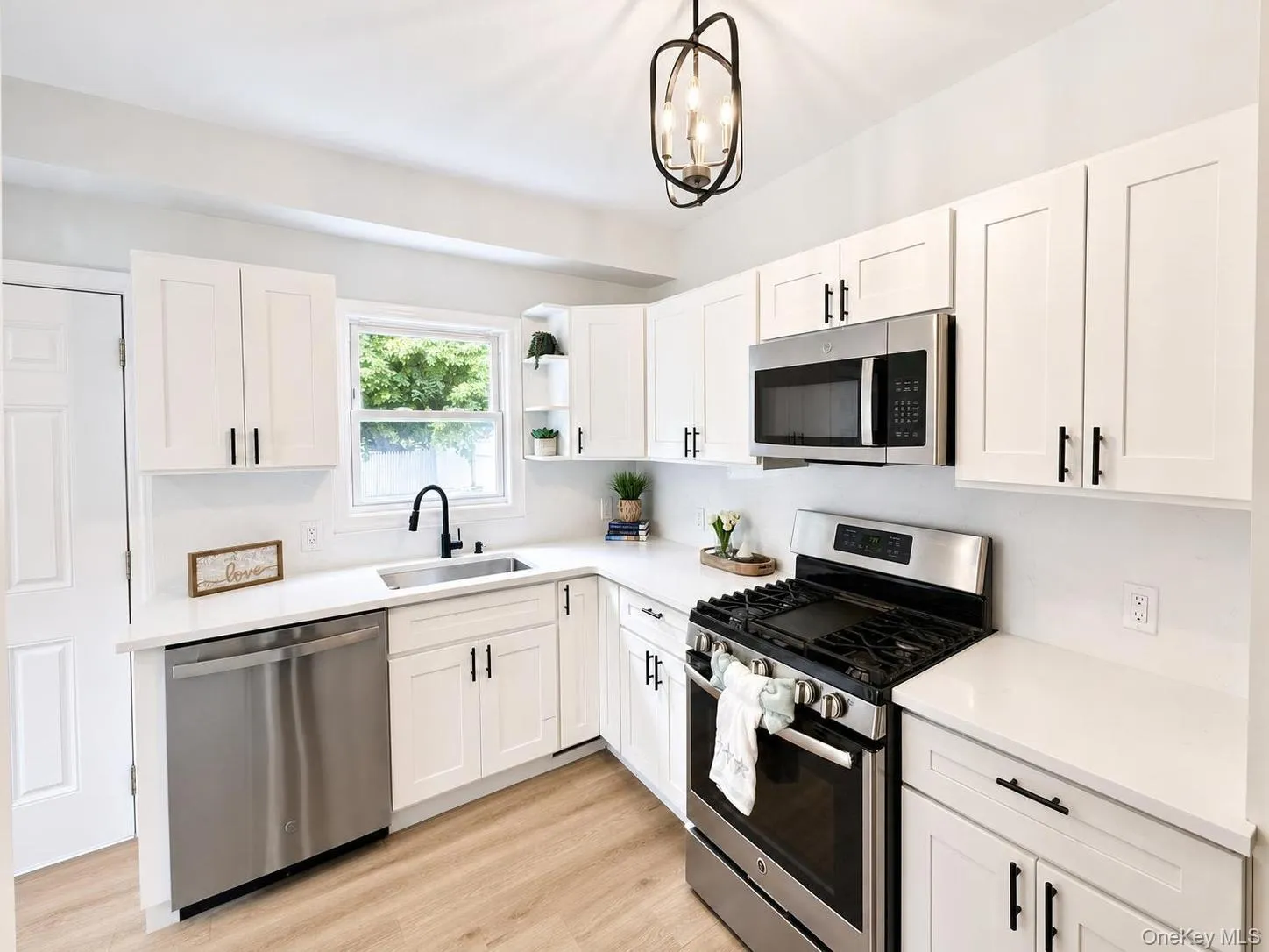 10 Field Street, Peekskill, NY, 3 Bedrooms Bedrooms, 7 Rooms Rooms,2 BathroomsBathrooms,Residential,For Rent,Field,0,1049619 10 Field Street, Peekskill, NY, 3 Bedrooms Bedrooms, 7 Rooms Rooms,2 BathroomsBathrooms,Residential,For Rent,Field,0,1049619