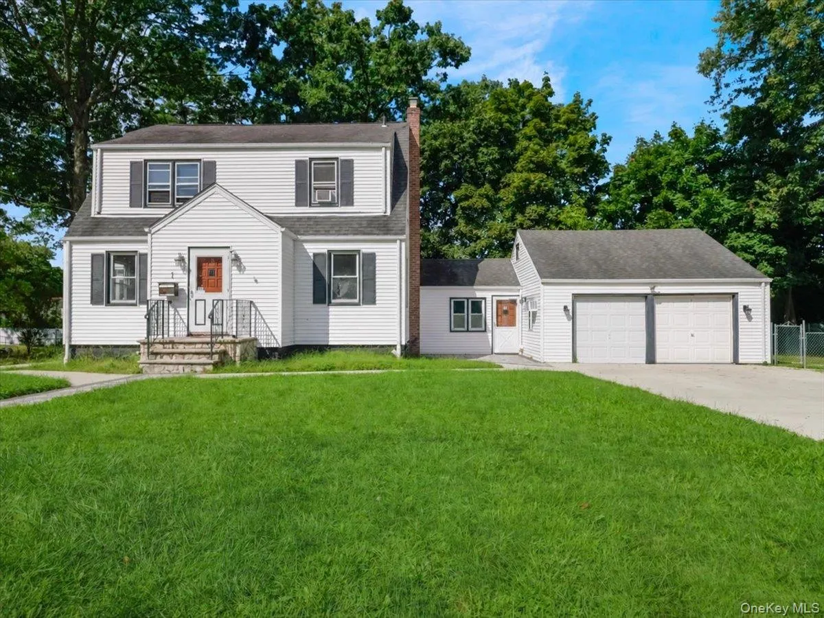 1 Henry Court, Clarkstown, NY, 3 Bedrooms Bedrooms, 7 Rooms Rooms,2 BathroomsBathrooms,Residential Lease,For Rent,Henry,0,1049621 1 Henry Court, Clarkstown, NY, 3 Bedrooms Bedrooms, 7 Rooms Rooms,2 BathroomsBathrooms,Residential Lease,For Rent,Henry,0,1049621