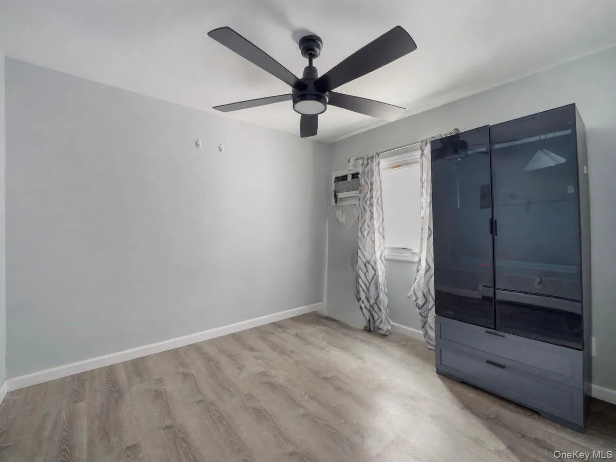 1 Henry Court, Clarkstown, NY, 3 Bedrooms Bedrooms, 7 Rooms Rooms,2 BathroomsBathrooms,Residential Lease,For Rent,Henry,0,1049621 1 Henry Court, Clarkstown, NY, 3 Bedrooms Bedrooms, 7 Rooms Rooms,2 BathroomsBathrooms,Residential Lease,For Rent,Henry,0,1049621