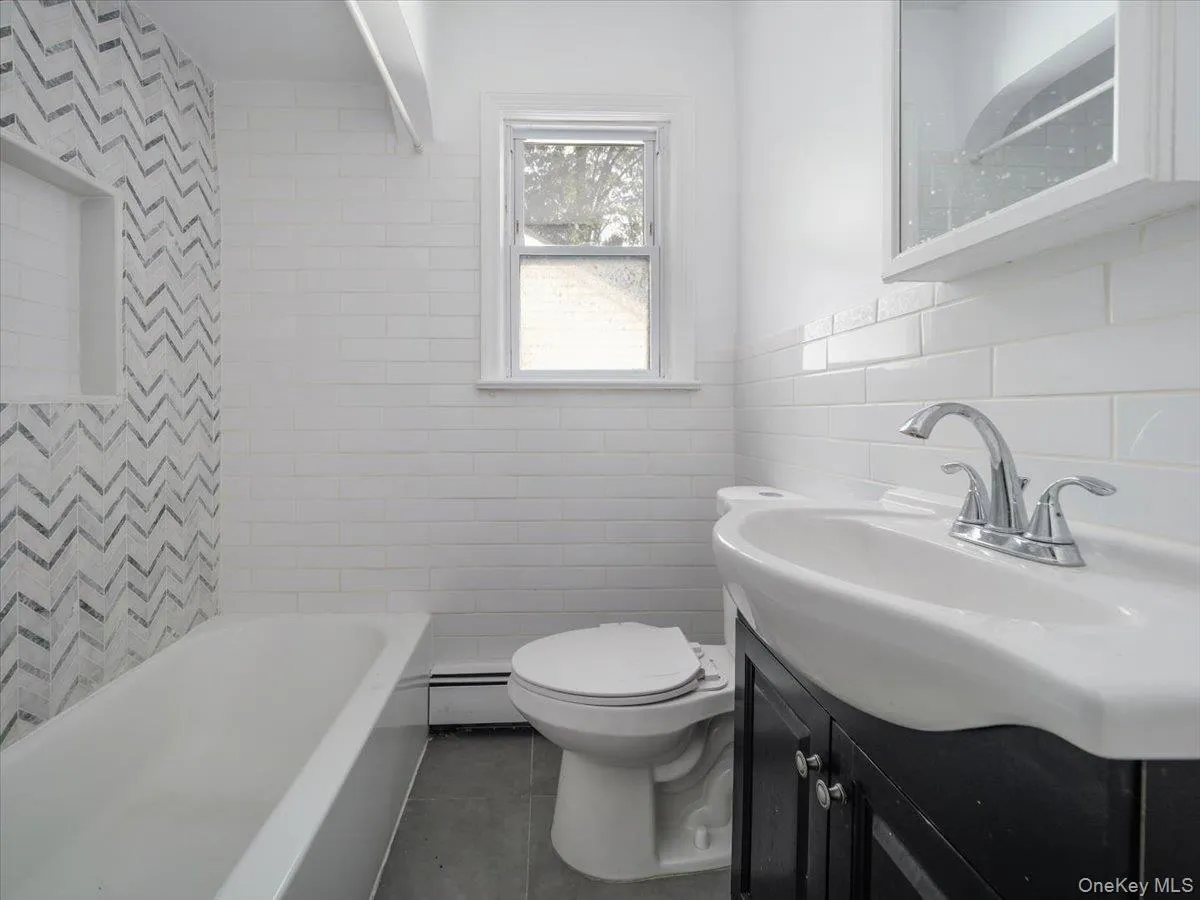 1 Henry Court, Clarkstown, NY, 3 Bedrooms Bedrooms, 7 Rooms Rooms,2 BathroomsBathrooms,Residential Lease,For Rent,Henry,0,1049621 1 Henry Court, Clarkstown, NY, 3 Bedrooms Bedrooms, 7 Rooms Rooms,2 BathroomsBathrooms,Residential Lease,For Rent,Henry,0,1049621