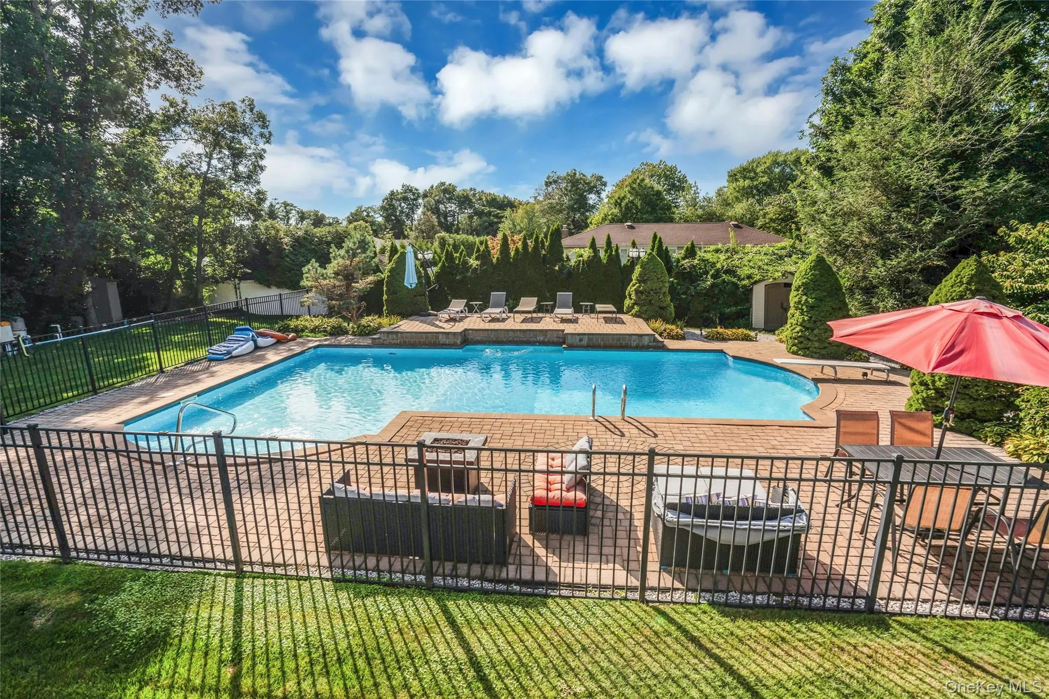 96 Mc Culloch Drive, Huntington, NY, 4 Bedrooms Bedrooms, 8 Rooms Rooms,3 BathroomsBathrooms,Residential,For Rent,Mc Culloch,0,1049622 96 Mc Culloch Drive, Huntington, NY, 4 Bedrooms Bedrooms, 8 Rooms Rooms,3 BathroomsBathrooms,Residential,For Rent,Mc Culloch,0,1049622