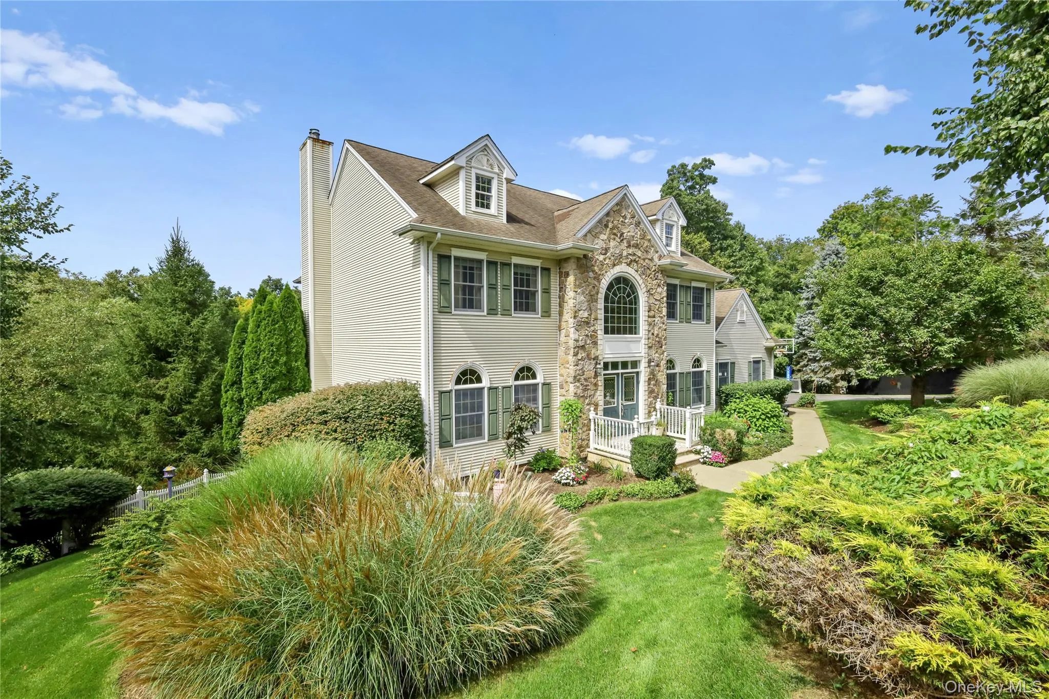 20 Parkview Circle, Carmel, NY, 4 Bedrooms Bedrooms, 10 Rooms Rooms,3 BathroomsBathrooms,Residential,For Rent,Parkview,0,1049623 20 Parkview Circle, Carmel, NY, 4 Bedrooms Bedrooms, 10 Rooms Rooms,3 BathroomsBathrooms,Residential,For Rent,Parkview,0,1049623