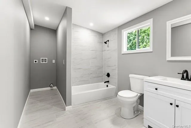 1340 Manor Lane, Islip, NY, 4 Bedrooms Bedrooms, 6 Rooms Rooms,2 BathroomsBathrooms,Residential,For Rent,Manor,0,1049627 1340 Manor Lane, Islip, NY, 4 Bedrooms Bedrooms, 6 Rooms Rooms,2 BathroomsBathrooms,Residential,For Rent,Manor,0,1049627