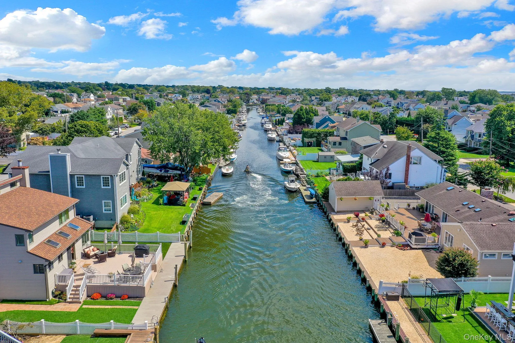 12 Jetmore Place, Oyster Bay, NY, 4 Bedrooms Bedrooms, 7 Rooms Rooms,2 BathroomsBathrooms,Residential,For Rent,Jetmore,0,1049641 12 Jetmore Place, Oyster Bay, NY, 4 Bedrooms Bedrooms, 7 Rooms Rooms,2 BathroomsBathrooms,Residential,For Rent,Jetmore,0,1049641