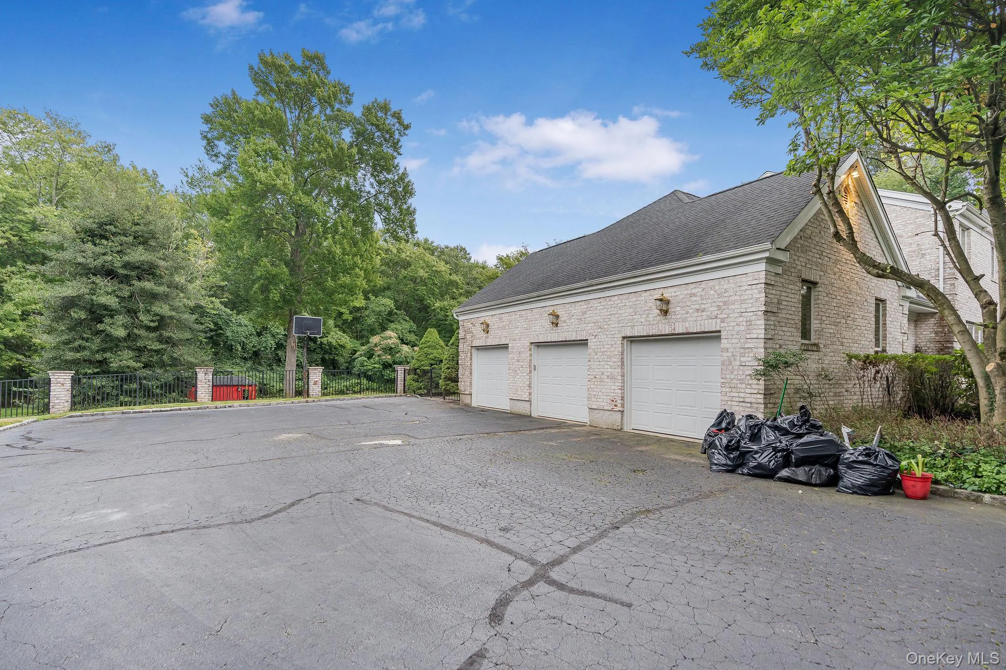 4 Ariana Court, Oyster Bay, NY, 5 Bedrooms Bedrooms, 12 Rooms Rooms,5 BathroomsBathrooms,Residential,For Rent,Ariana,0,1049643 4 Ariana Court, Oyster Bay, NY, 5 Bedrooms Bedrooms, 12 Rooms Rooms,5 BathroomsBathrooms,Residential,For Rent,Ariana,0,1049643