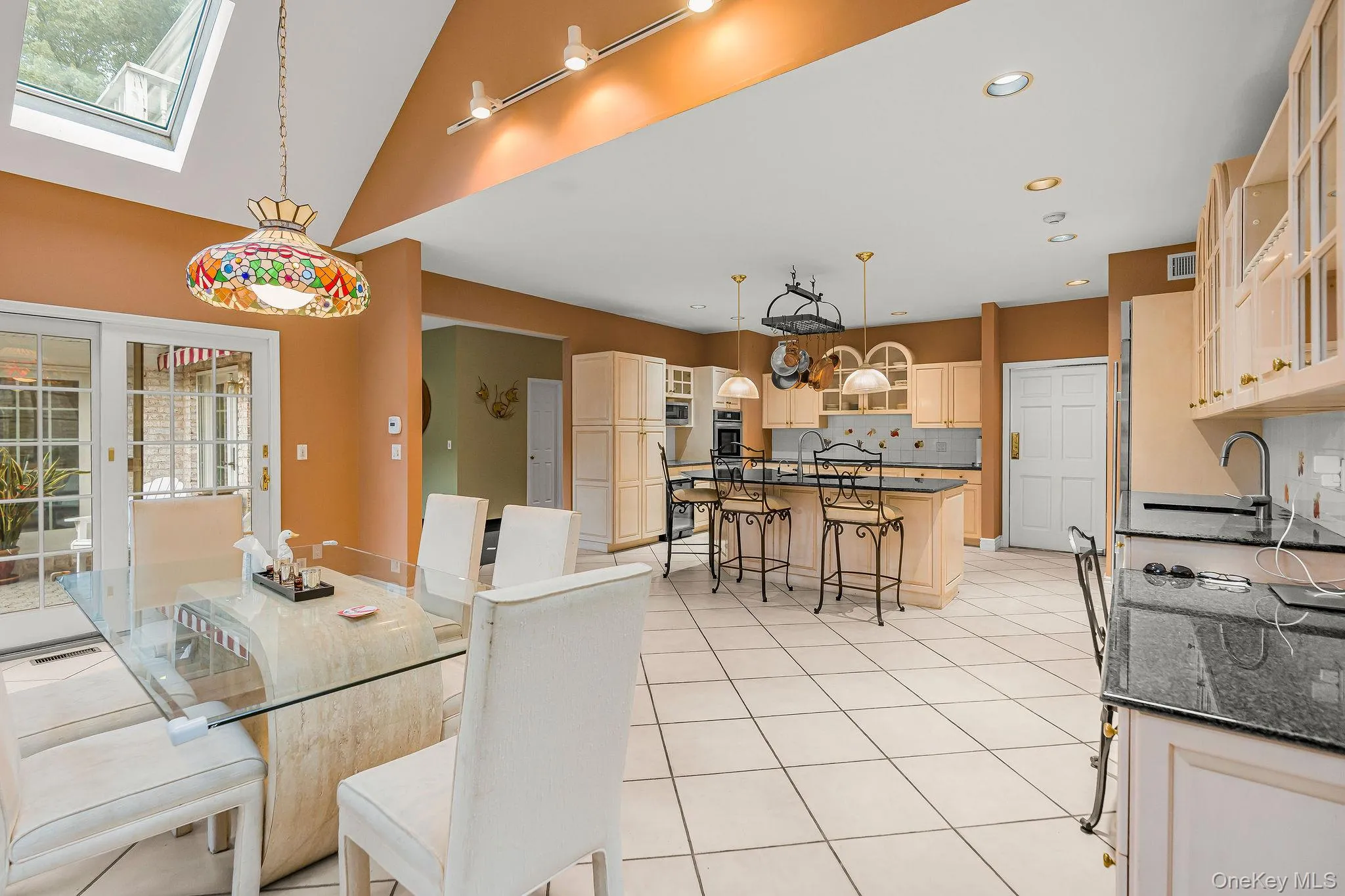 4 Ariana Court, Oyster Bay, NY, 5 Bedrooms Bedrooms, 12 Rooms Rooms,5 BathroomsBathrooms,Residential,For Rent,Ariana,0,1049643 4 Ariana Court, Oyster Bay, NY, 5 Bedrooms Bedrooms, 12 Rooms Rooms,5 BathroomsBathrooms,Residential,For Rent,Ariana,0,1049643