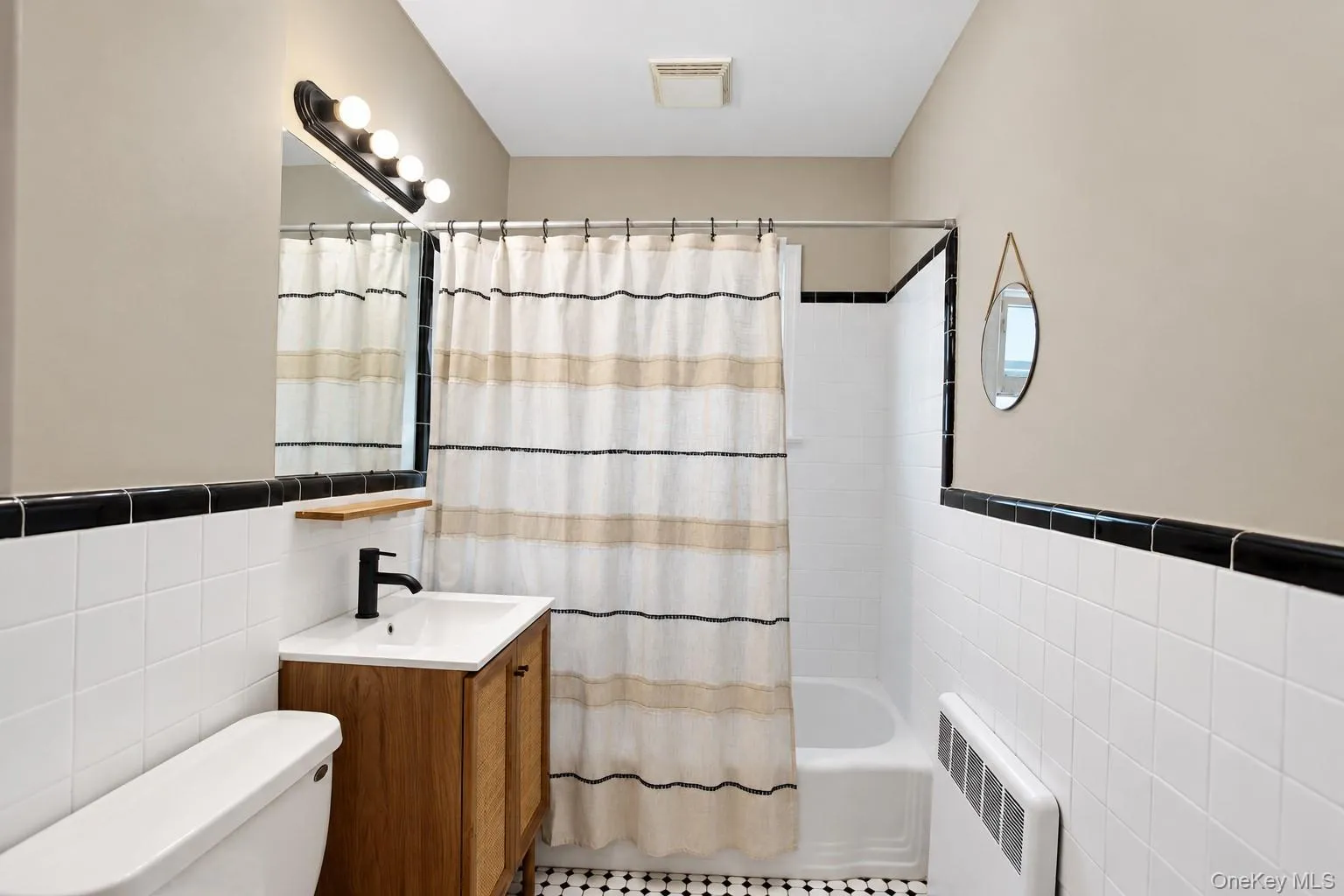 455 Park Avenue, Long Beach, NY, 4 Bedrooms Bedrooms, 9 Rooms Rooms,3 BathroomsBathrooms,Residential Lease,For Rent,Park,0,1049648 455 Park Avenue, Long Beach, NY, 4 Bedrooms Bedrooms, 9 Rooms Rooms,3 BathroomsBathrooms,Residential Lease,For Rent,Park,0,1049648