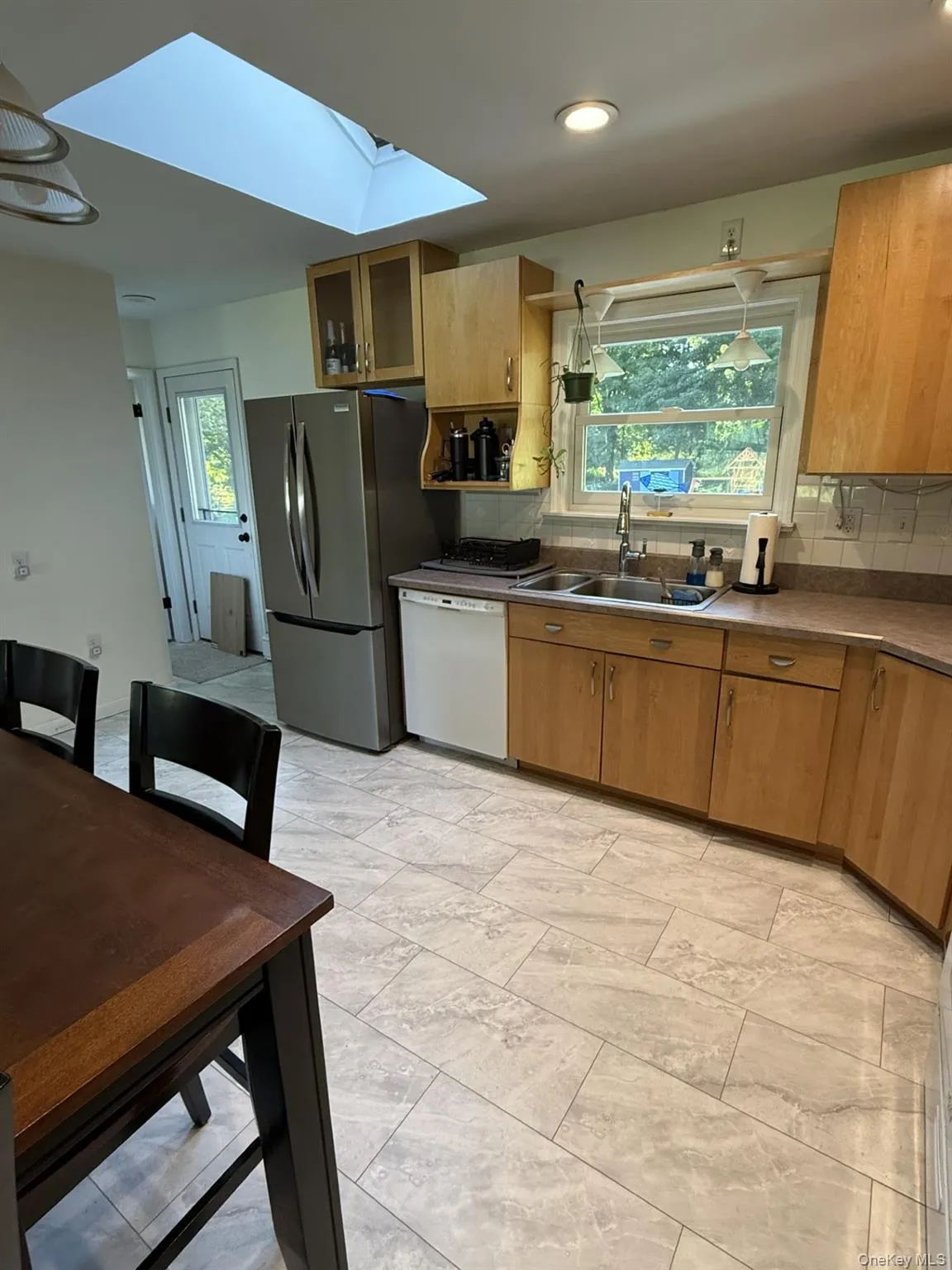 18 Aspinwall Road, Red Hook, NY, 3 Bedrooms Bedrooms, 7 Rooms Rooms,2 BathroomsBathrooms,Residential Lease,For Rent,Aspinwall,0,1049649 18 Aspinwall Road, Red Hook, NY, 3 Bedrooms Bedrooms, 7 Rooms Rooms,2 BathroomsBathrooms,Residential Lease,For Rent,Aspinwall,0,1049649