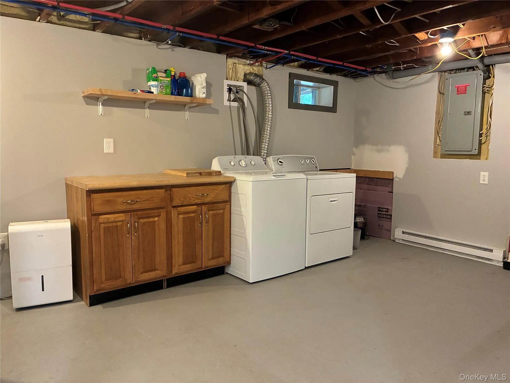 18 Aspinwall Road, Red Hook, NY, 3 Bedroom Bedrooms, 7 Room Rooms,2 BathroomBathrooms,Residential Lease,For Rent,Aspinwall,0,1049649 18 Aspinwall Road, Red Hook, NY, 3 Bedroom Bedrooms, 7 Room Rooms,2 BathroomBathrooms,Residential Lease,For Rent,Aspinwall,0,1049649