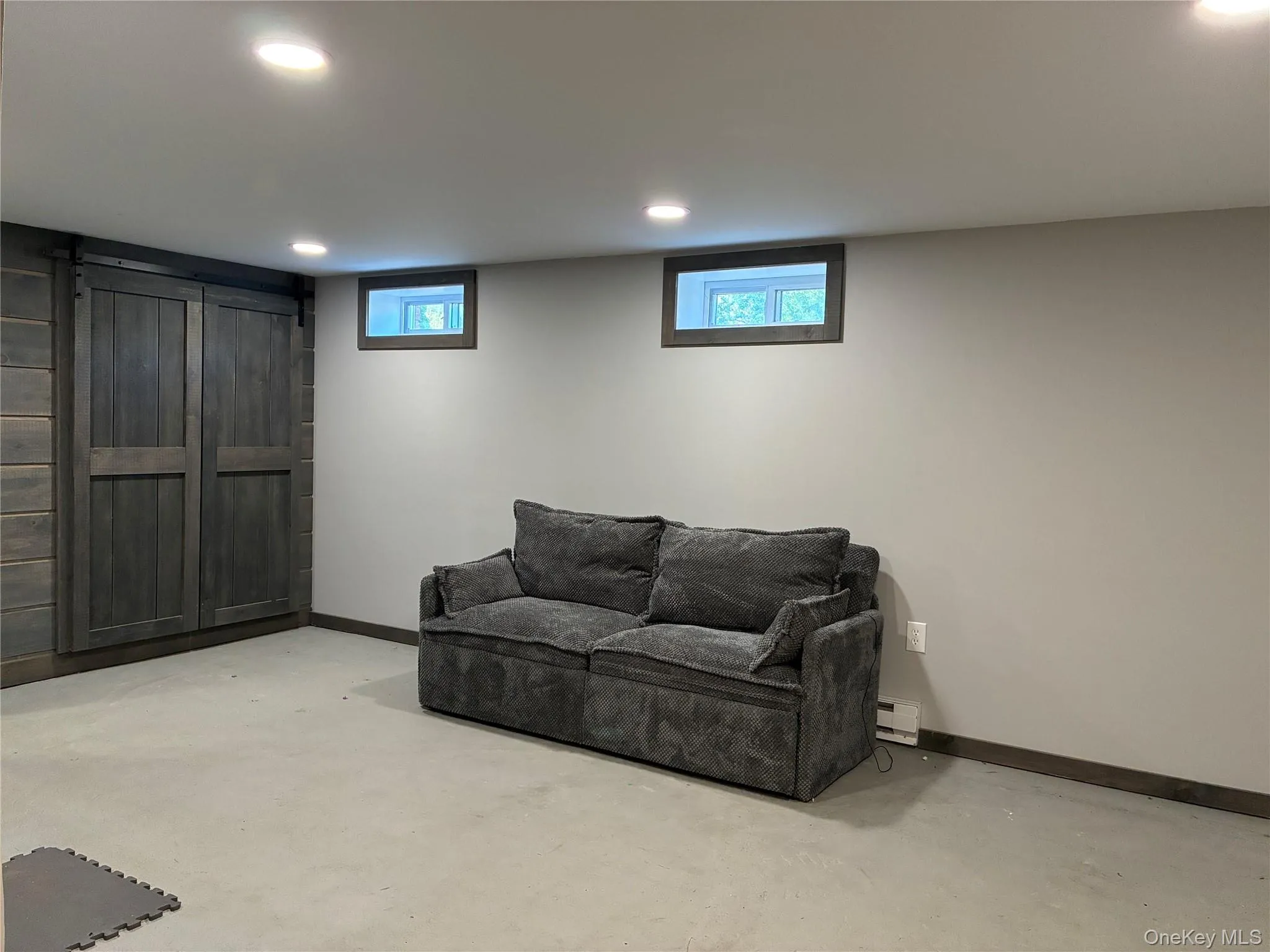 18 Aspinwall Road, Red Hook, NY, 3 Bedroom Bedrooms, 7 Room Rooms,2 BathroomBathrooms,Residential Lease,For Rent,Aspinwall,0,1049649 18 Aspinwall Road, Red Hook, NY, 3 Bedroom Bedrooms, 7 Room Rooms,2 BathroomBathrooms,Residential Lease,For Rent,Aspinwall,0,1049649