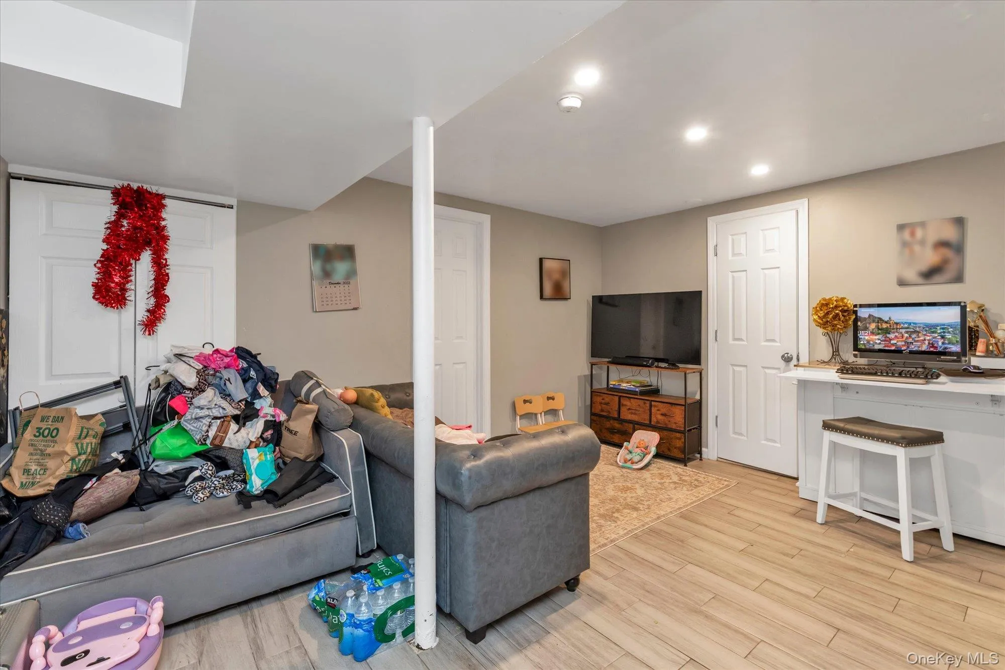 6 Belmont Court, Babylon, NY, 4 Bedrooms Bedrooms, 8 Rooms Rooms,3 BathroomsBathrooms,Residential,For Rent,Belmont,0,1049652 6 Belmont Court, Babylon, NY, 4 Bedrooms Bedrooms, 8 Rooms Rooms,3 BathroomsBathrooms,Residential,For Rent,Belmont,0,1049652