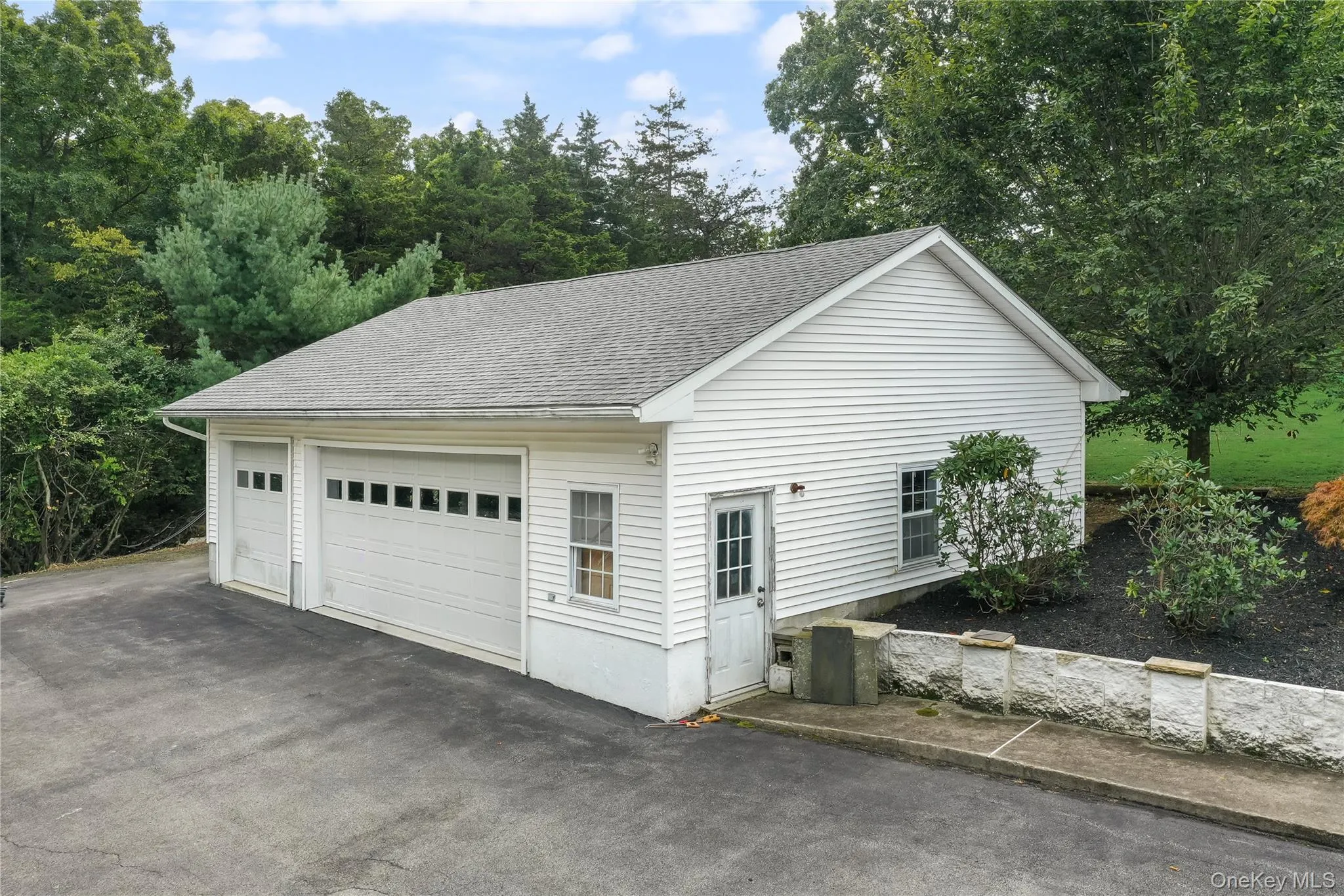 111 Ayr Road, Chester Town, NY, 4 Bedrooms Bedrooms, 10 Rooms Rooms,4 BathroomsBathrooms,Residential,For Rent,Ayr,0,1049653 111 Ayr Road, Chester Town, NY, 4 Bedrooms Bedrooms, 10 Rooms Rooms,4 BathroomsBathrooms,Residential,For Rent,Ayr,0,1049653