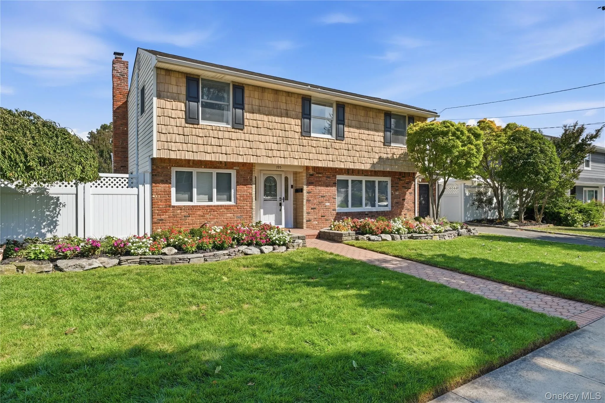 195 Utica Avenue, Oyster Bay, NY, 3 Bedrooms Bedrooms, 7 Rooms Rooms,1 BathroomBathrooms,Residential,For Rent,Utica,0,1049662 195 Utica Avenue, Oyster Bay, NY, 3 Bedrooms Bedrooms, 7 Rooms Rooms,1 BathroomBathrooms,Residential,For Rent,Utica,0,1049662
